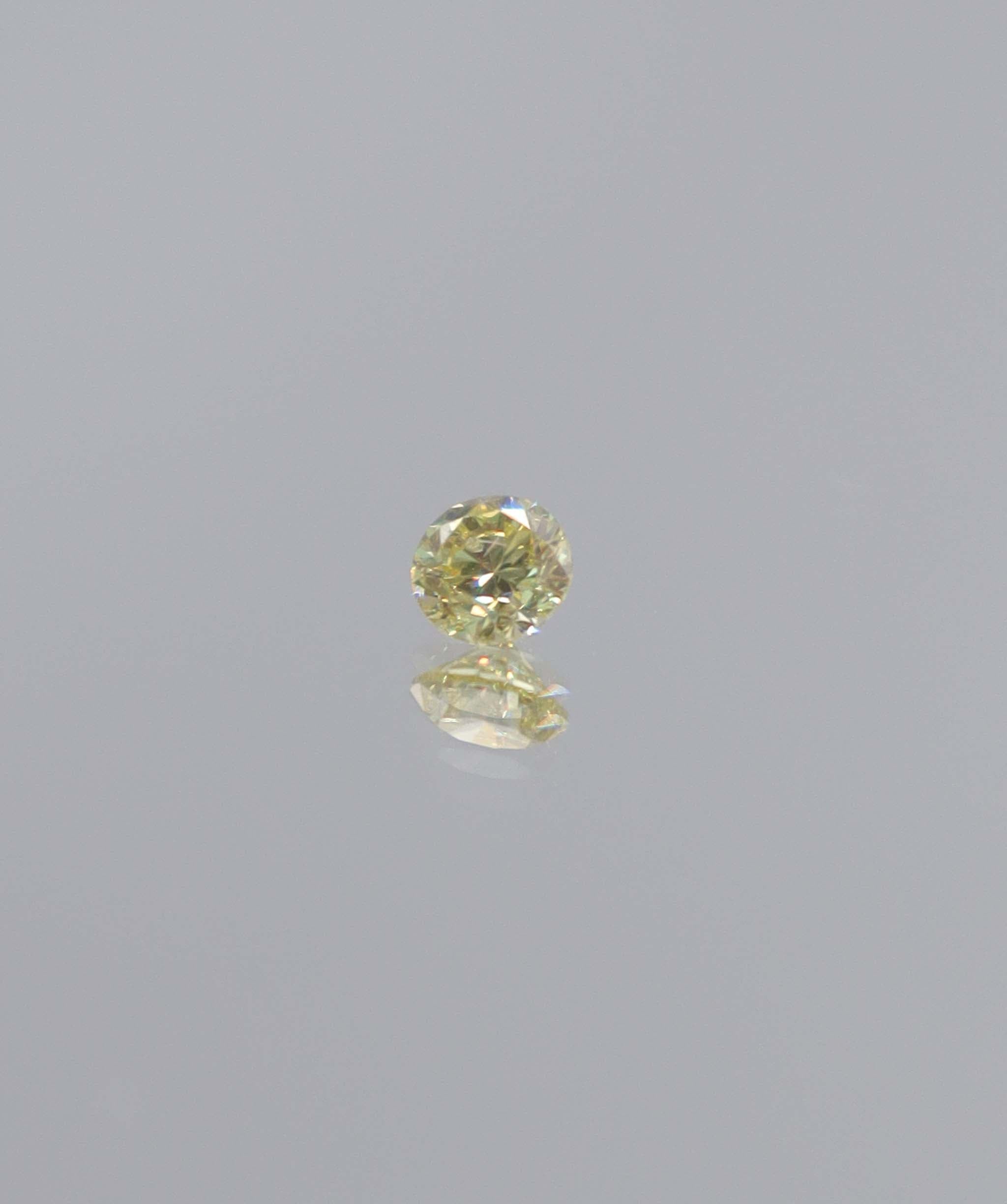 Luxury Promise 0.31ct Diamond Round DXBN0683