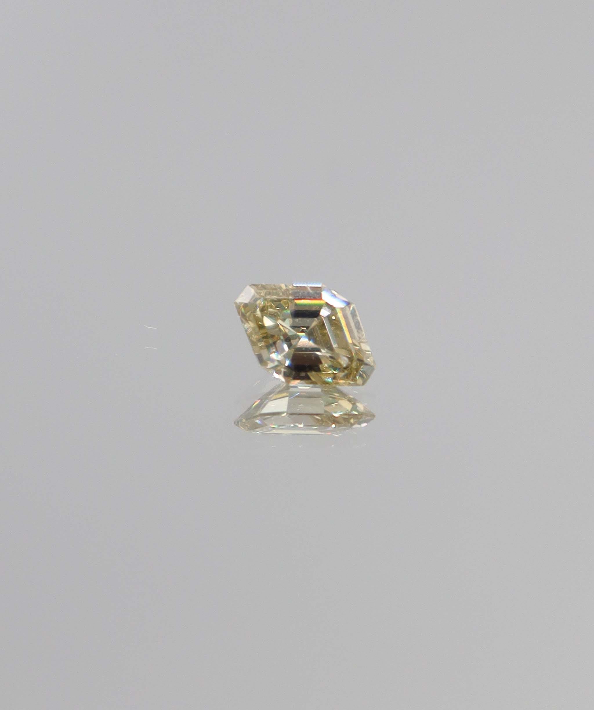 Luxury Promise 0.5ct Diamond Lozenge DXBN0672