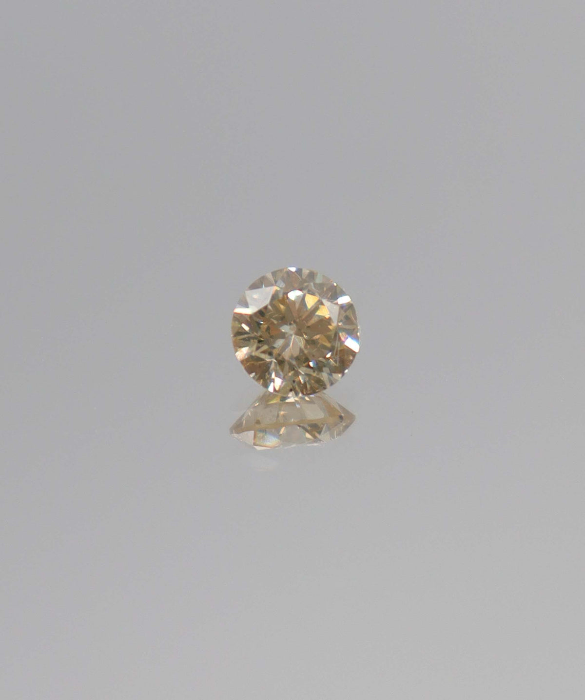 Luxury Promise 0.69ct Diamond Round DXBN0642