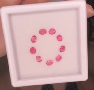 Luxury Promise 1.35ct Mahenge Neon Pink Spinel Oval Set DXBCS6308