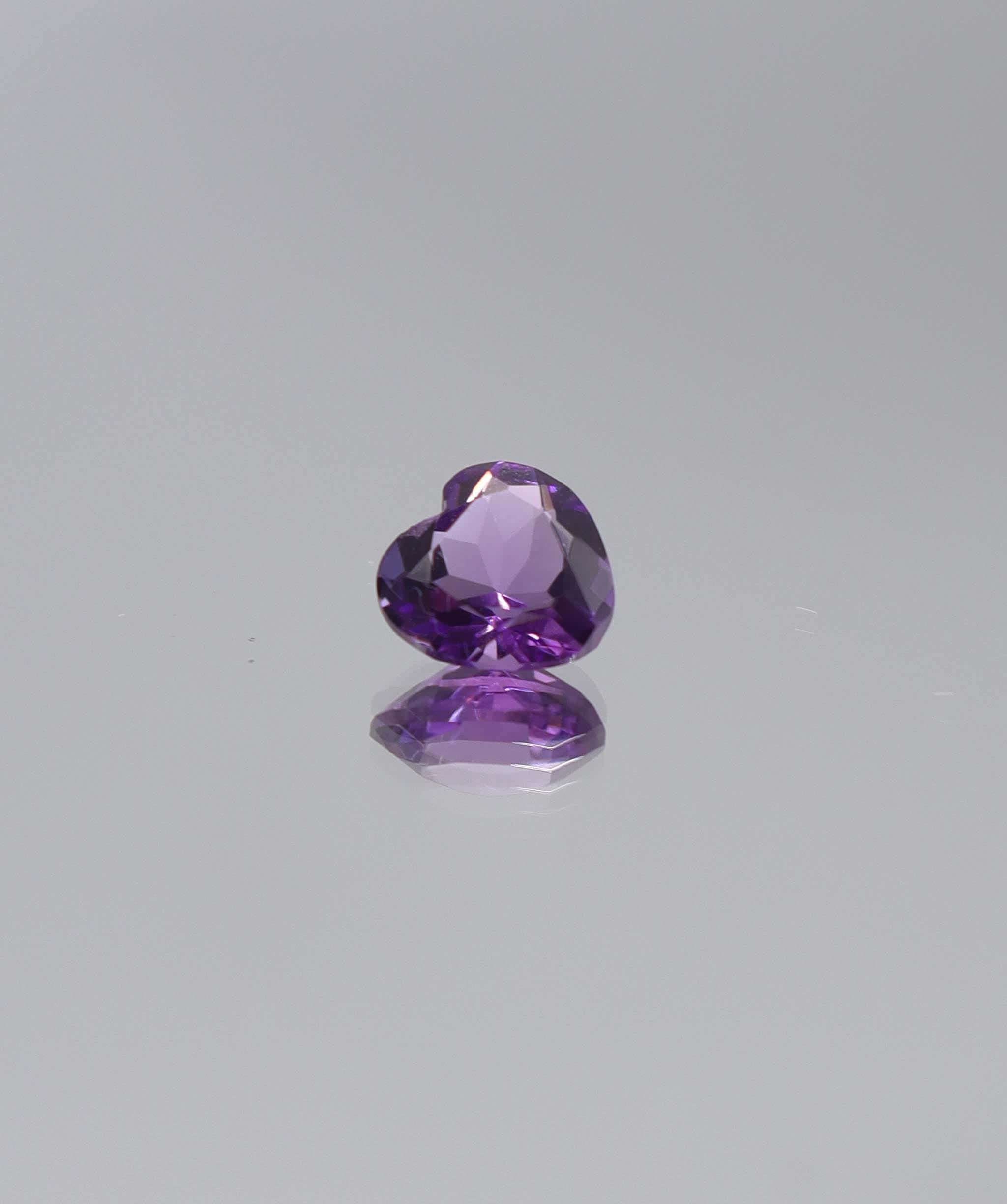 Luxury Promise 1.60ct  Amethyst heart shape DXBCS6117