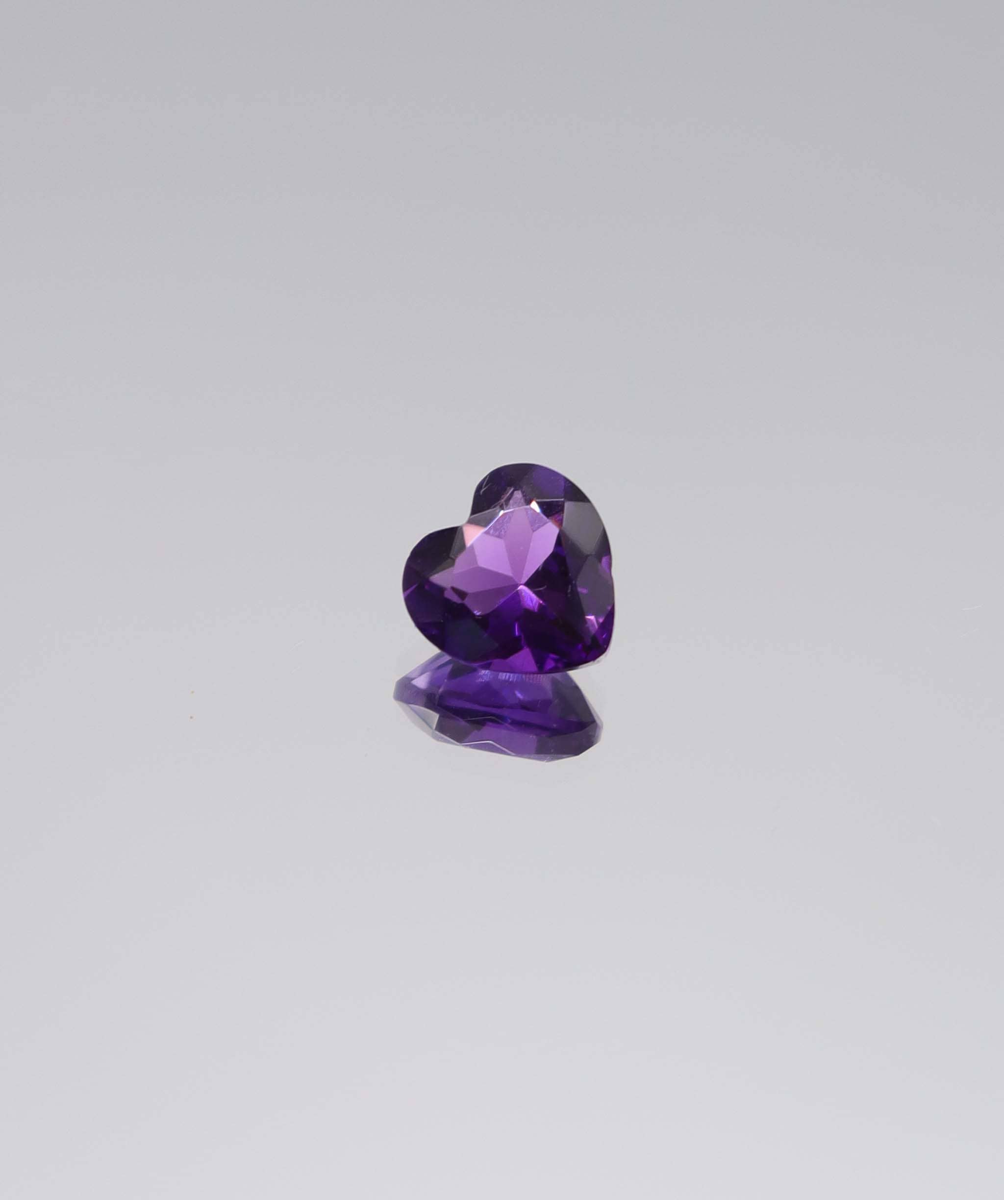 Luxury Promise 1.76ct  Amethyst heart shape DXBCS6114