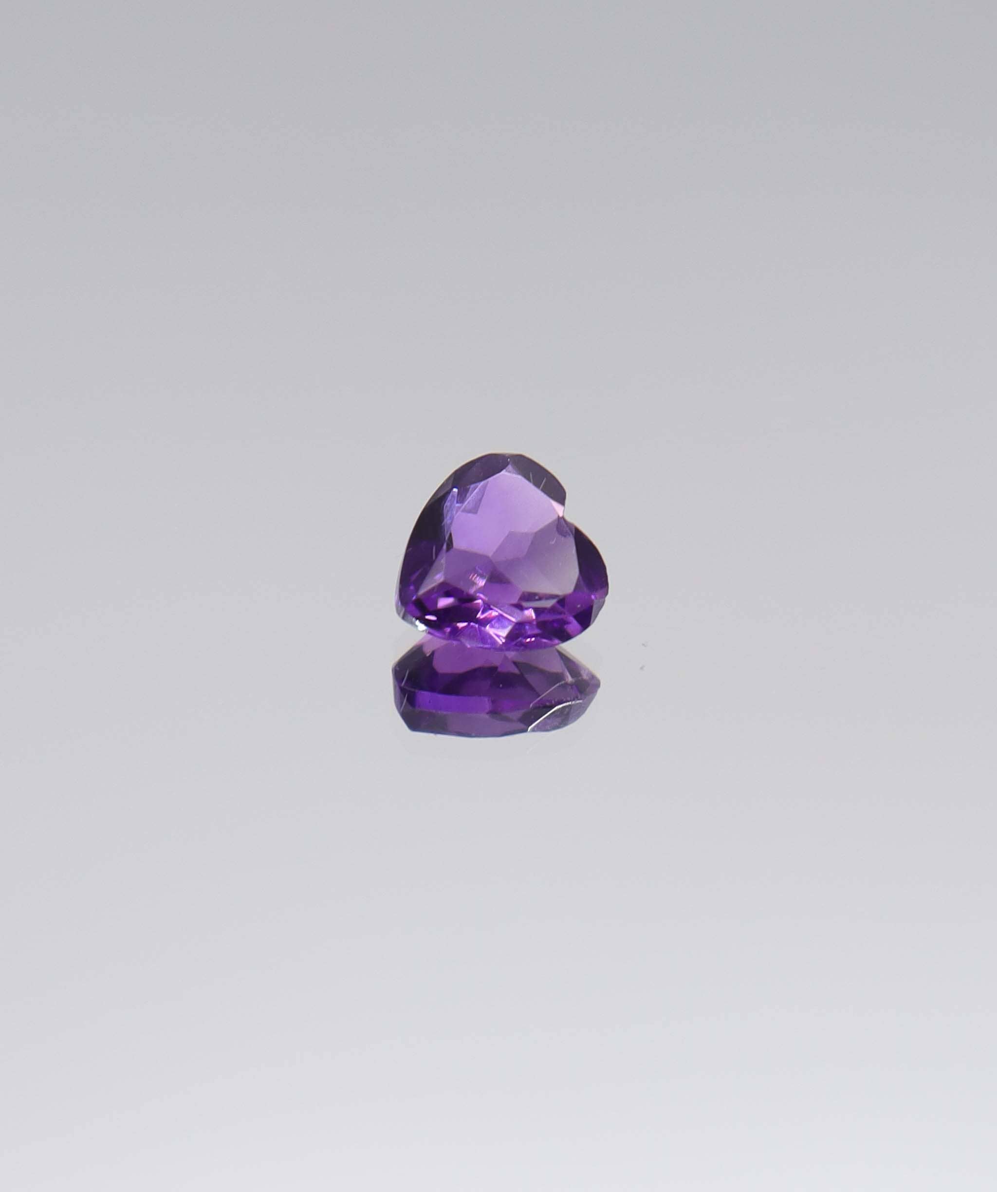 Luxury Promise 1.86ct  Amethyst heart shape DXBCS6115