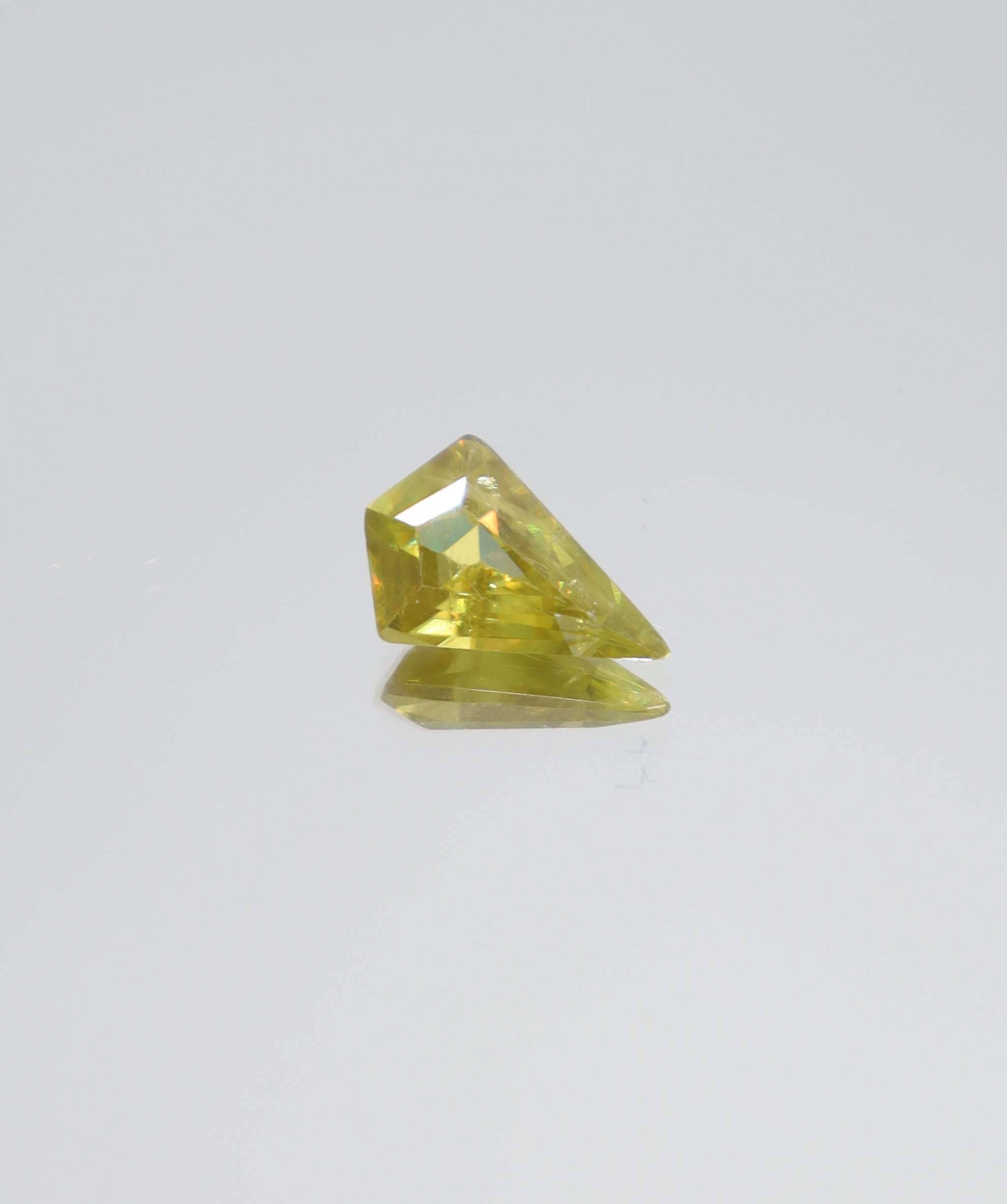 Luxury Promise 1.89ct Sphene Kite DXBCS5855