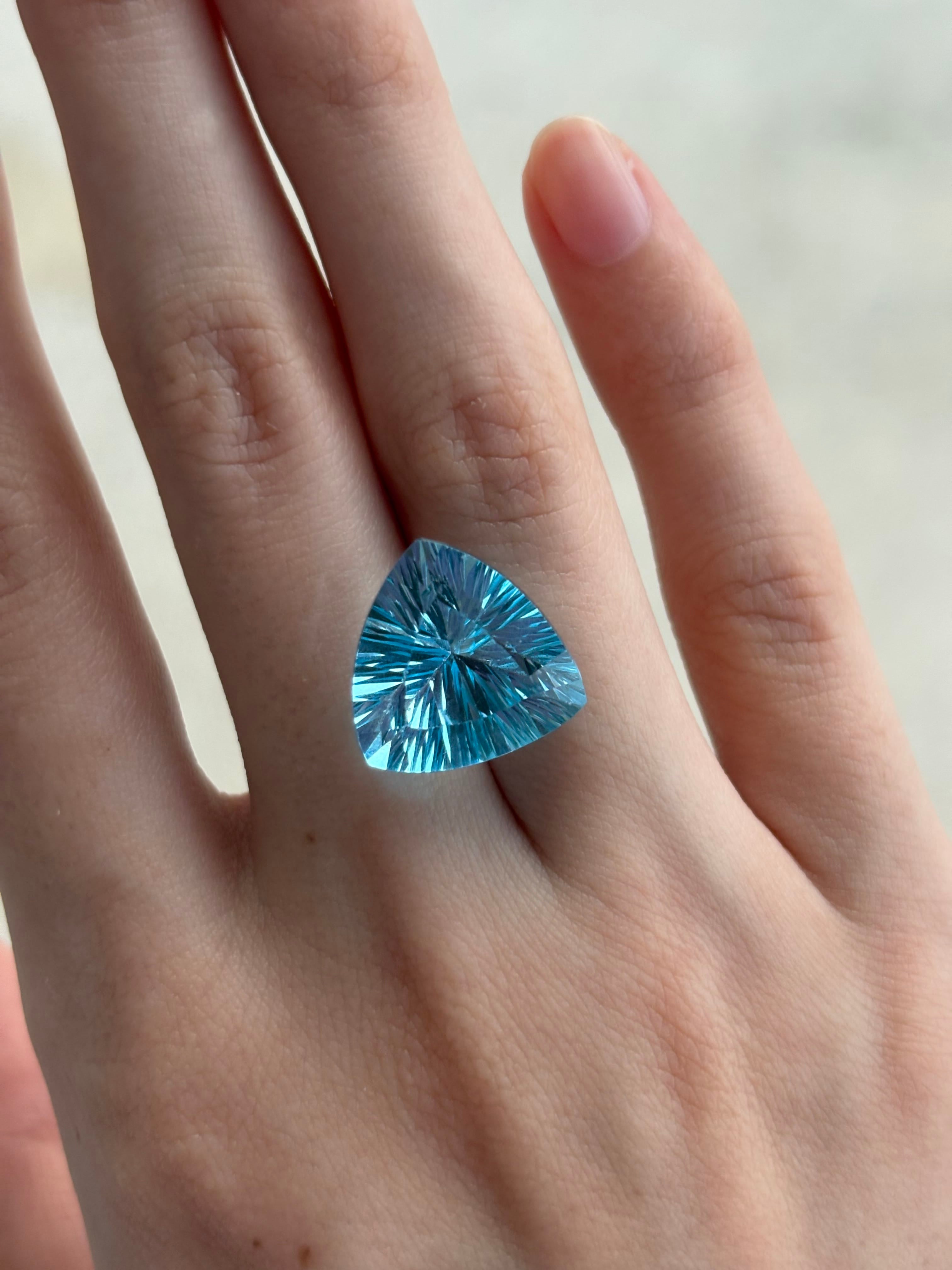 Luxury Promise 12.20ct Blue Topaz Fantasy Trillion  DXBCS5107
