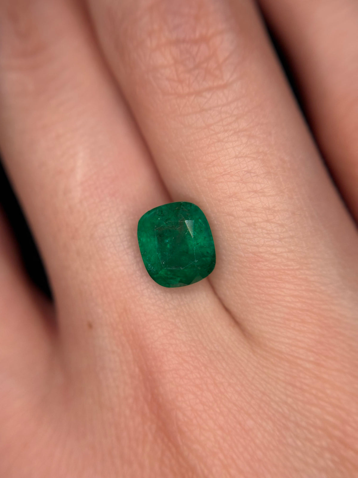 Luxury Promise 2.05ct Emerald Cushion THAIC1481