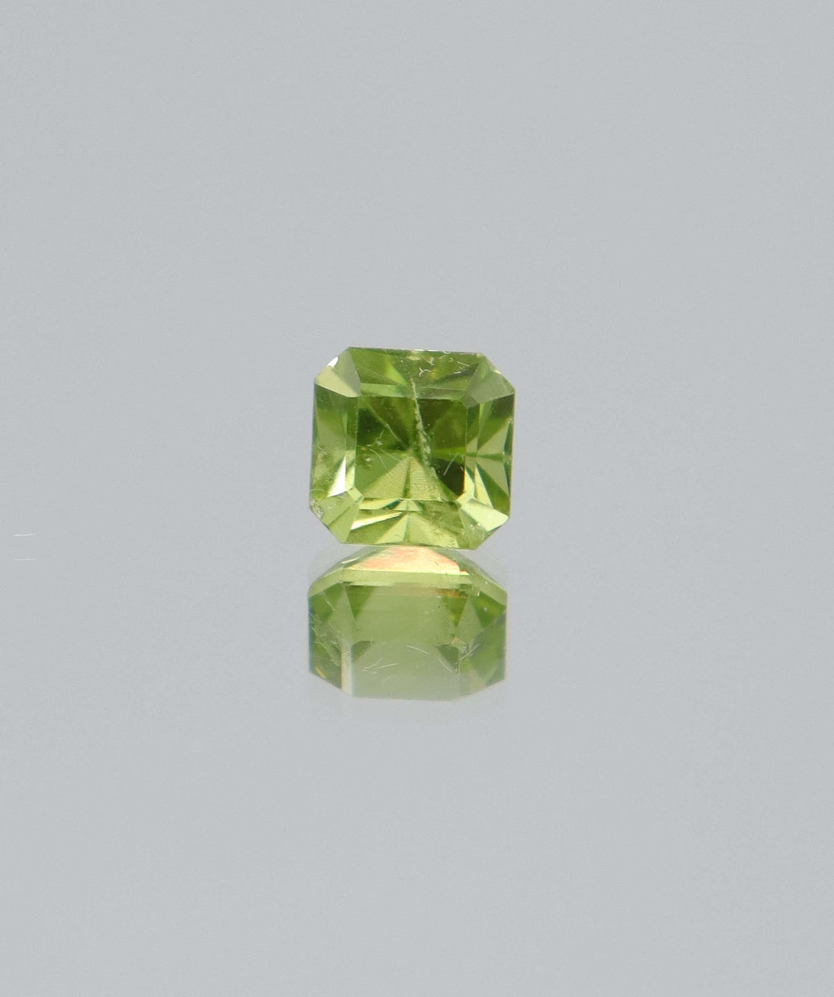 Luxury Promise 2.11ct Peridot Asscher cut DXBCD2106