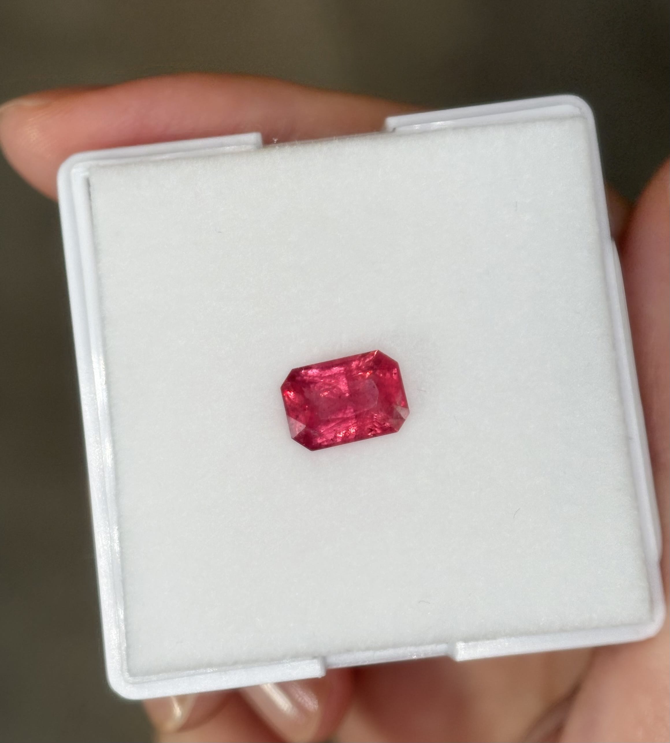 Luxury Promise 2.14ct Mahenge Spinel  Emerald DXBCS5927