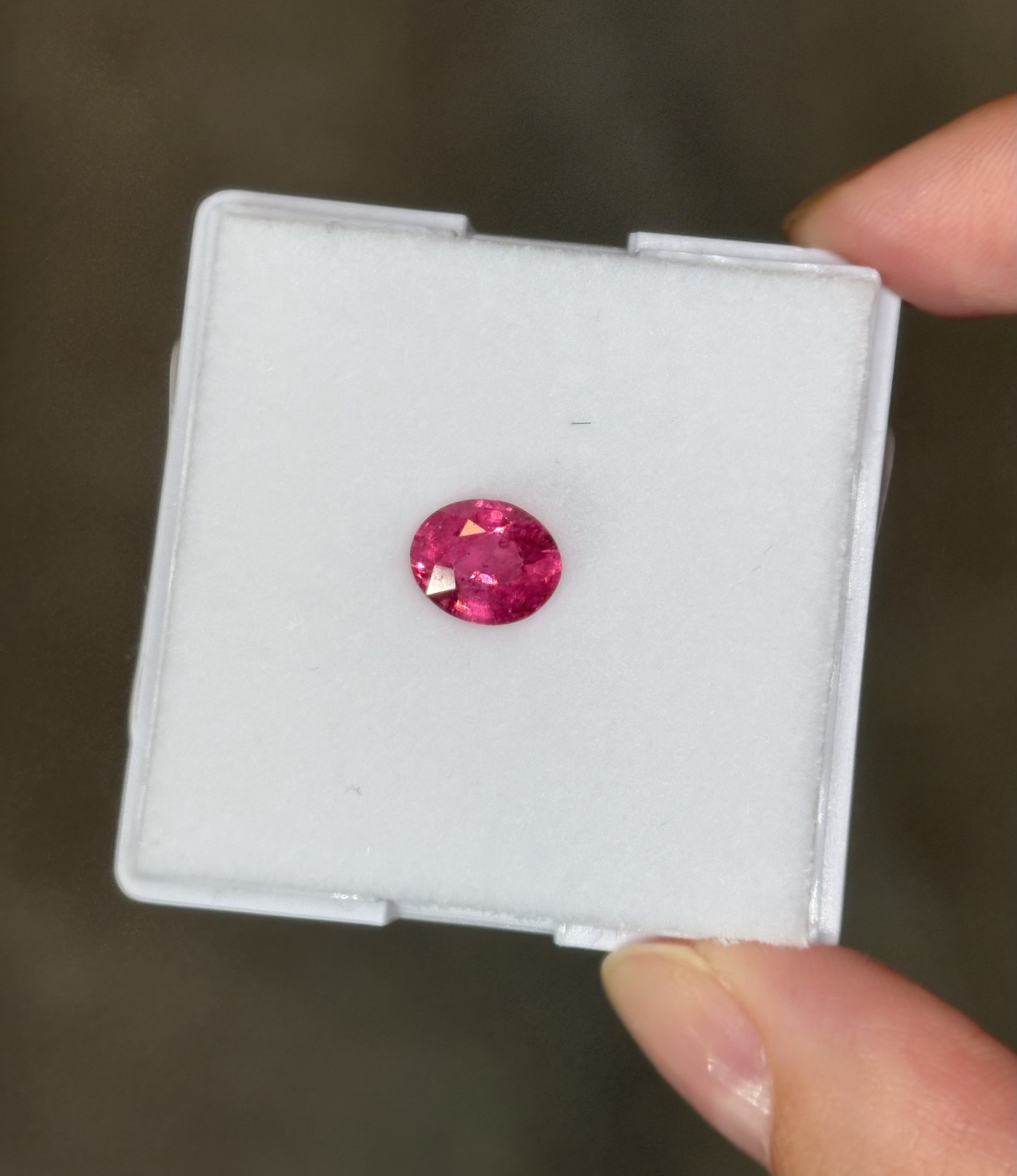 Luxury Promise 2.18ct Mahenge Spinel Vivid Pink Oval DXBCS5922