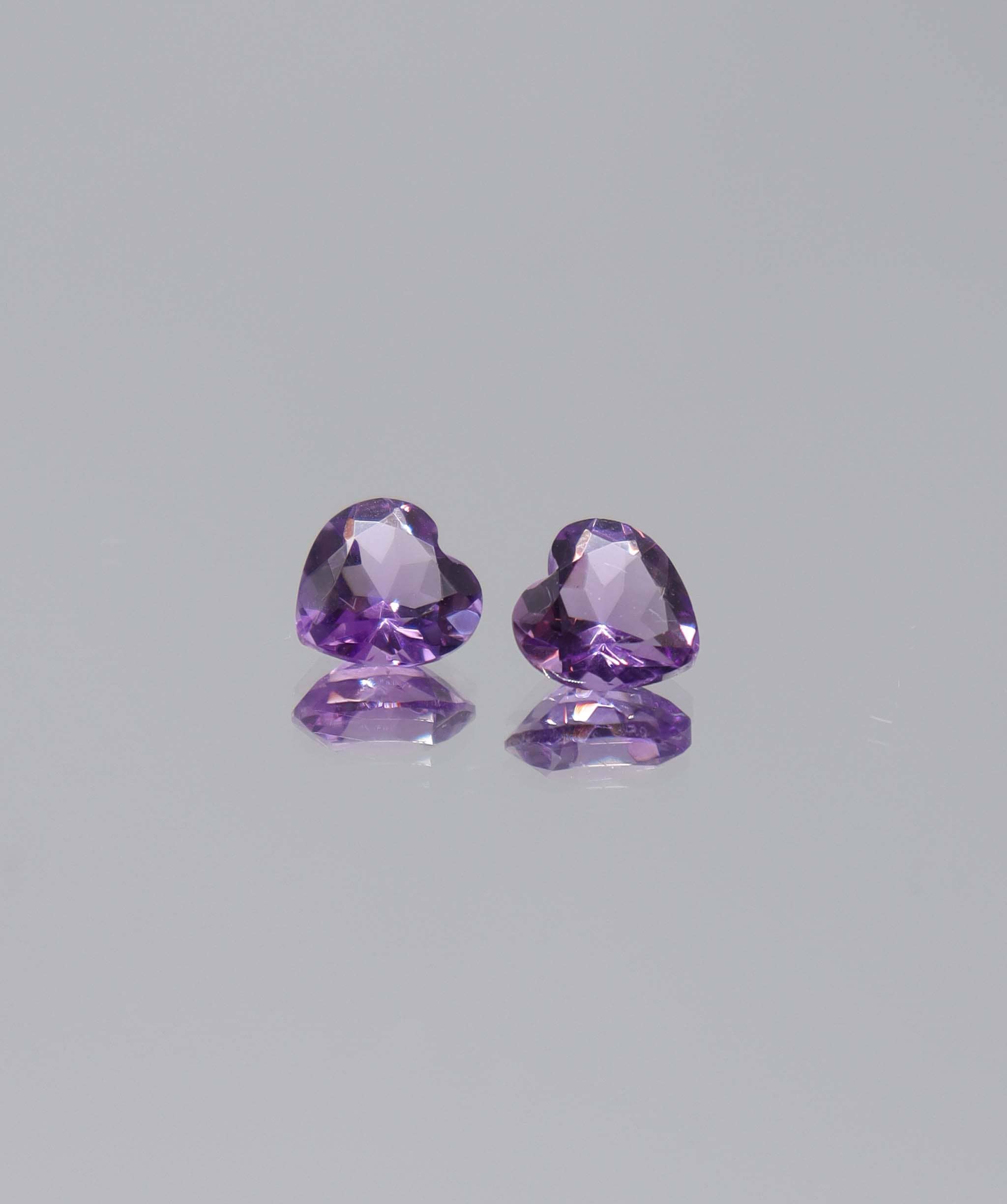 Luxury Promise 2.20ct Amethyst 2 heart DXBCS6125