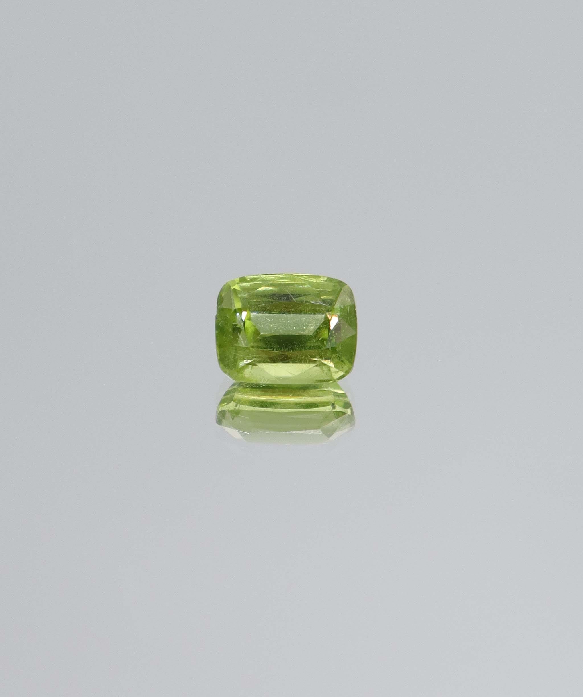 Luxury Promise 2.20ct Peridot Elongated Cushion DXBCD2054