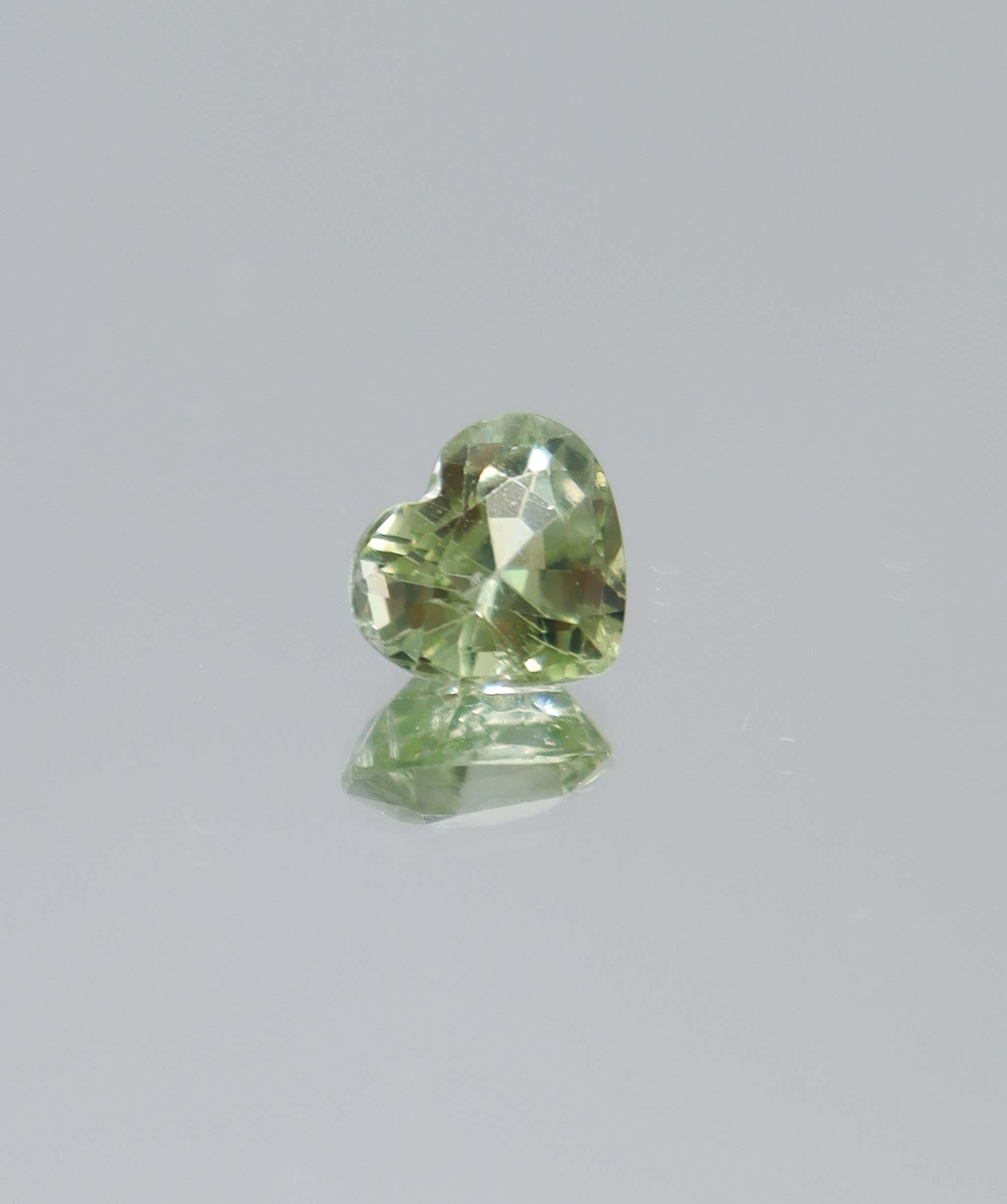 Luxury Promise 2.25ct Green Tourmaline Heart  DXBCS6031