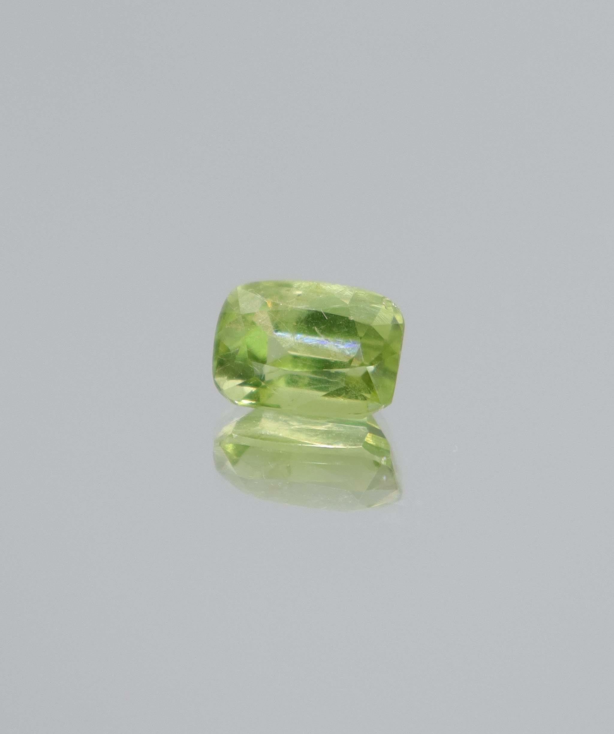Luxury Promise 2.26ct Peridot Elongated Cushion DXBCD2052