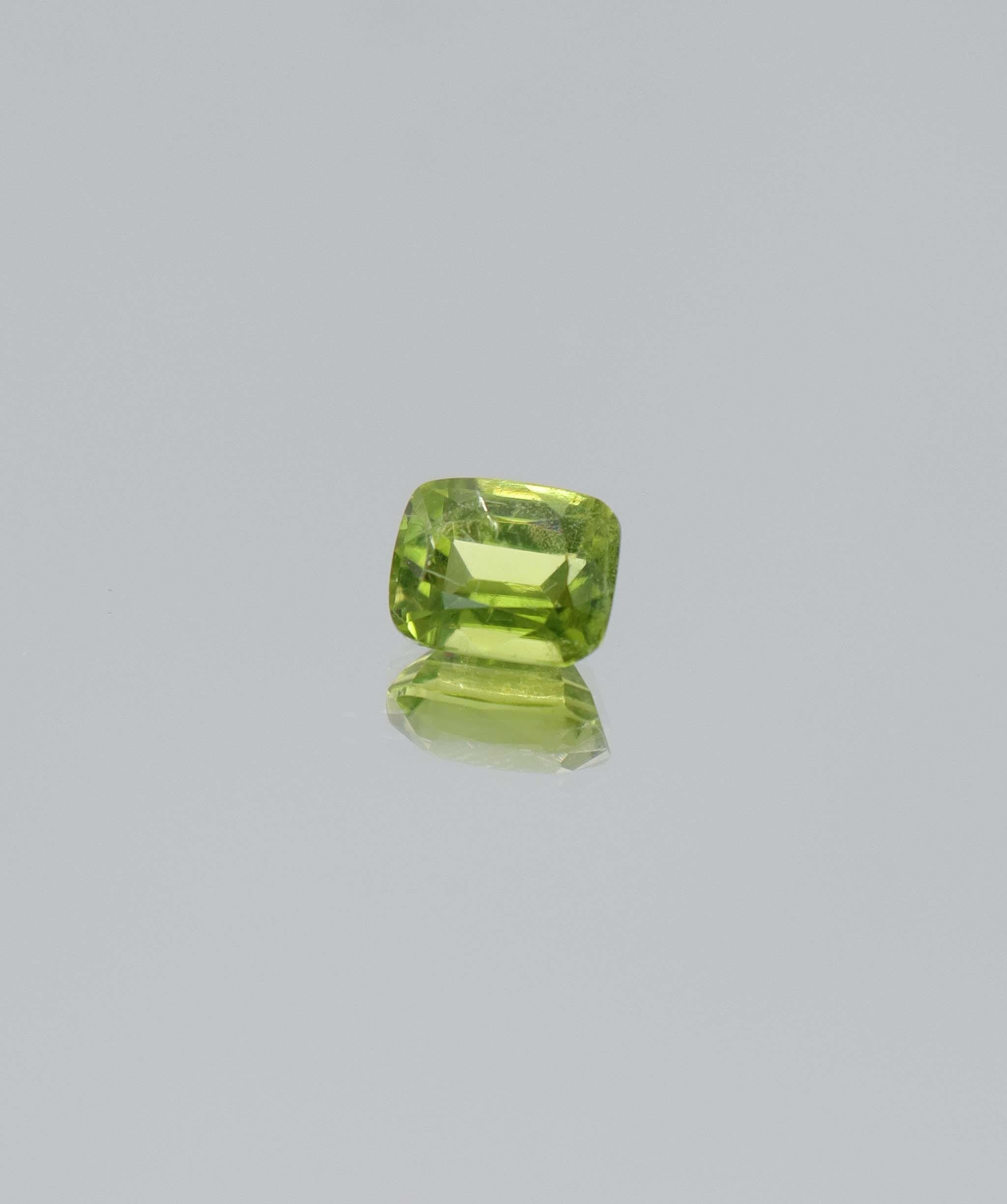Luxury Promise 2.30ct Peridot Elongated Cushion DXBCD2055