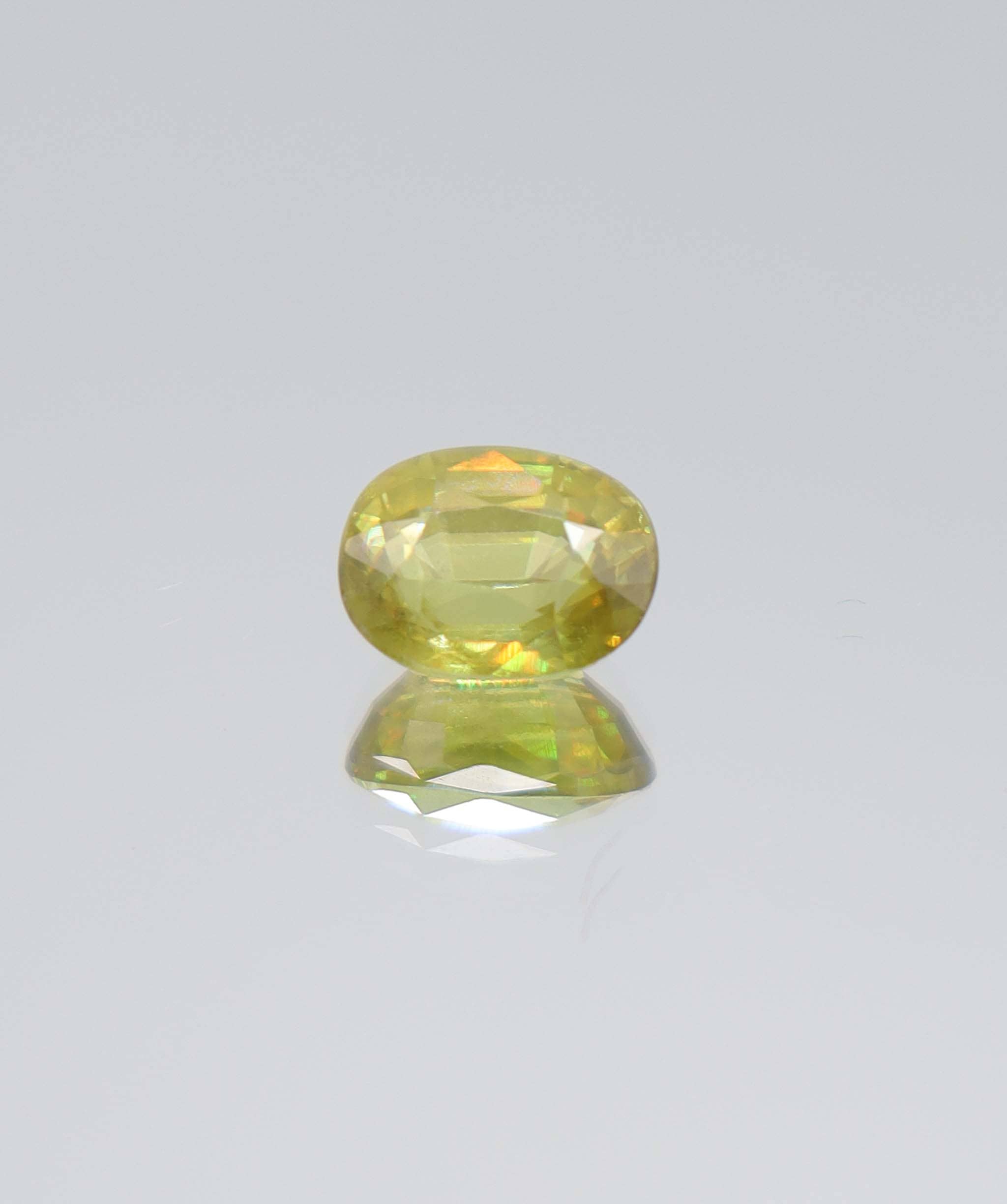 Luxury Promise 2.30ct Sphene Oval DXBCS5874