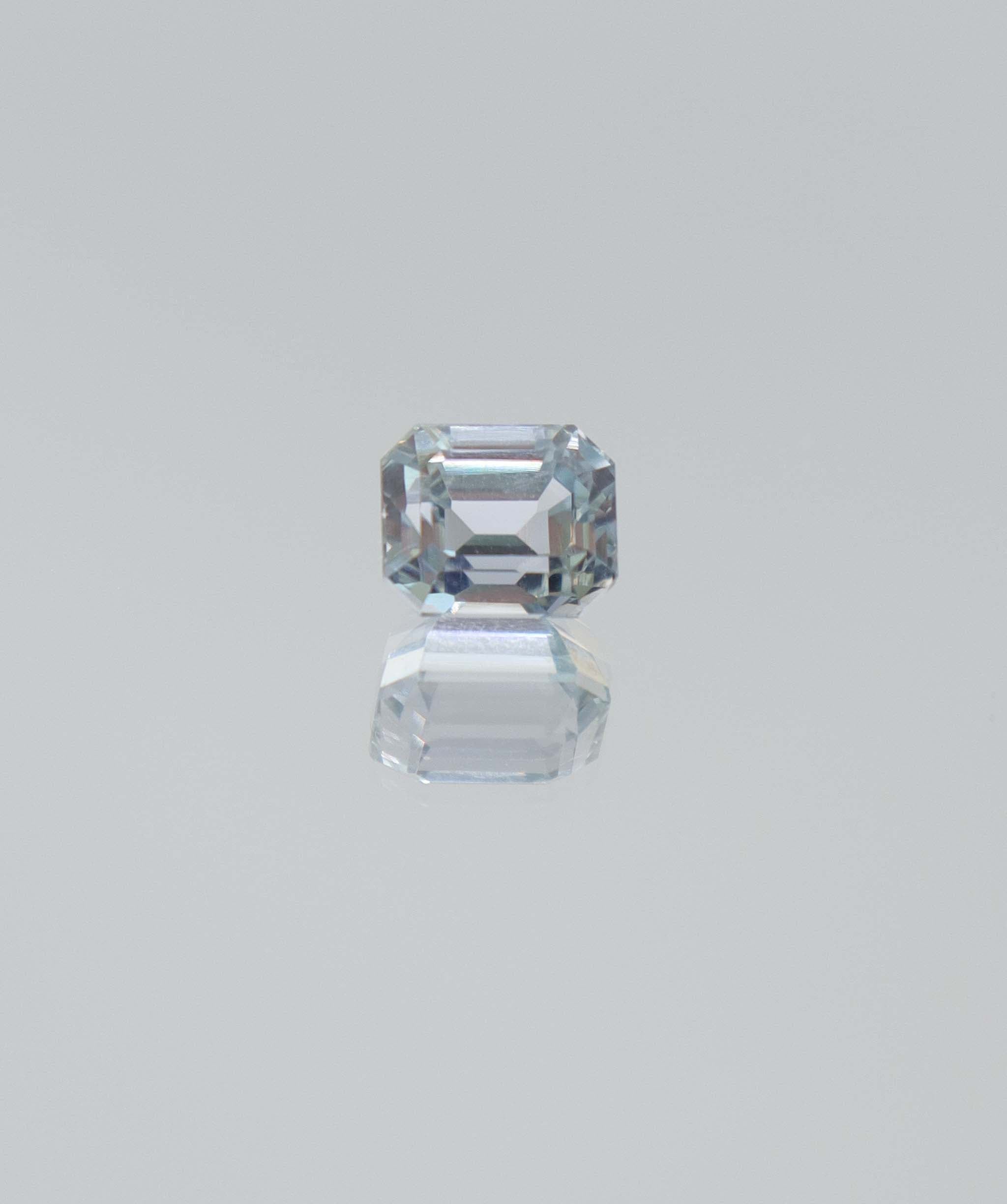 Luxury Promise 2.58ct Green Kunzite emerald cut DXBCD2016