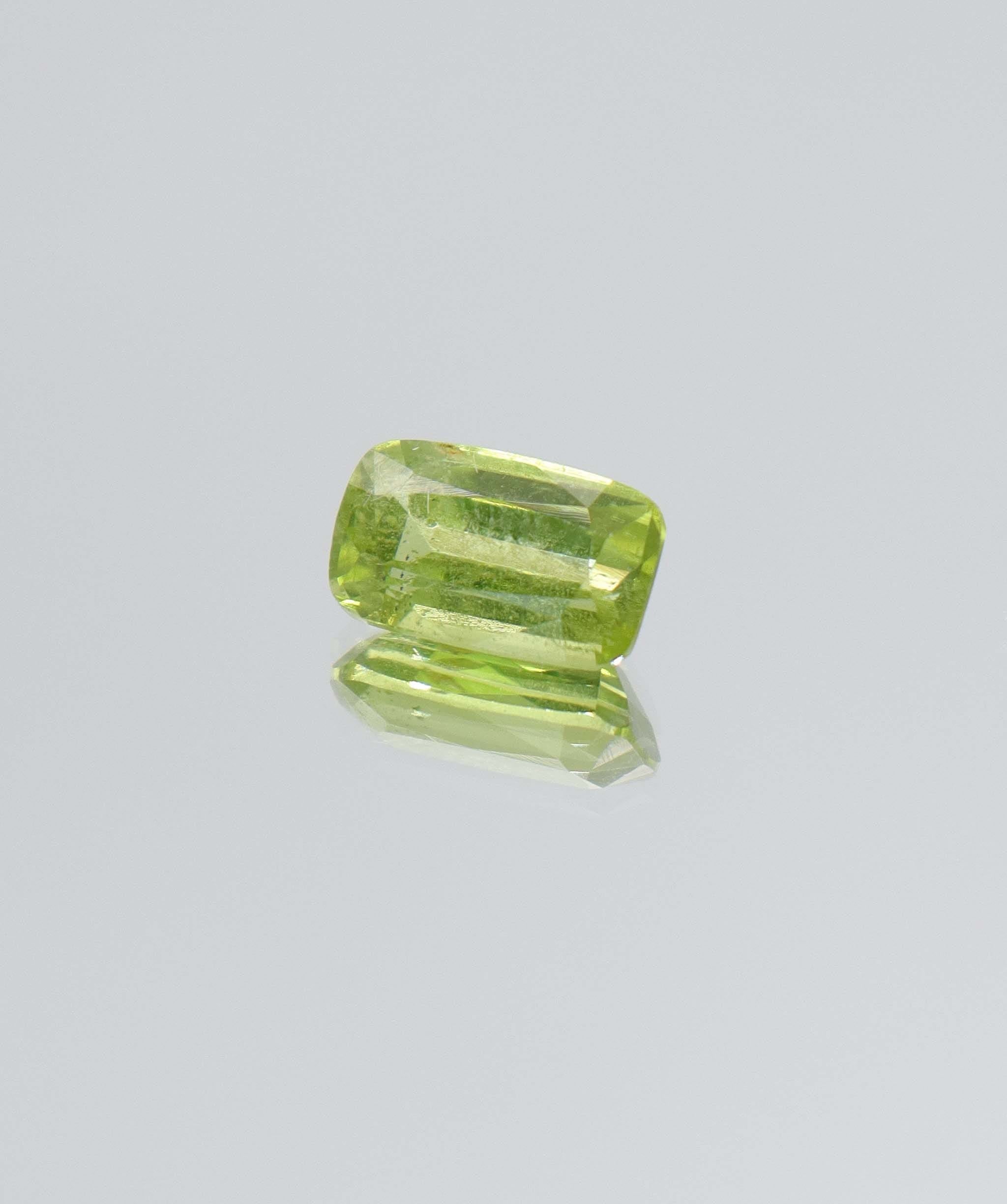 Luxury Promise 2.87ct Peridot Elongated Cushion DXBCD2050