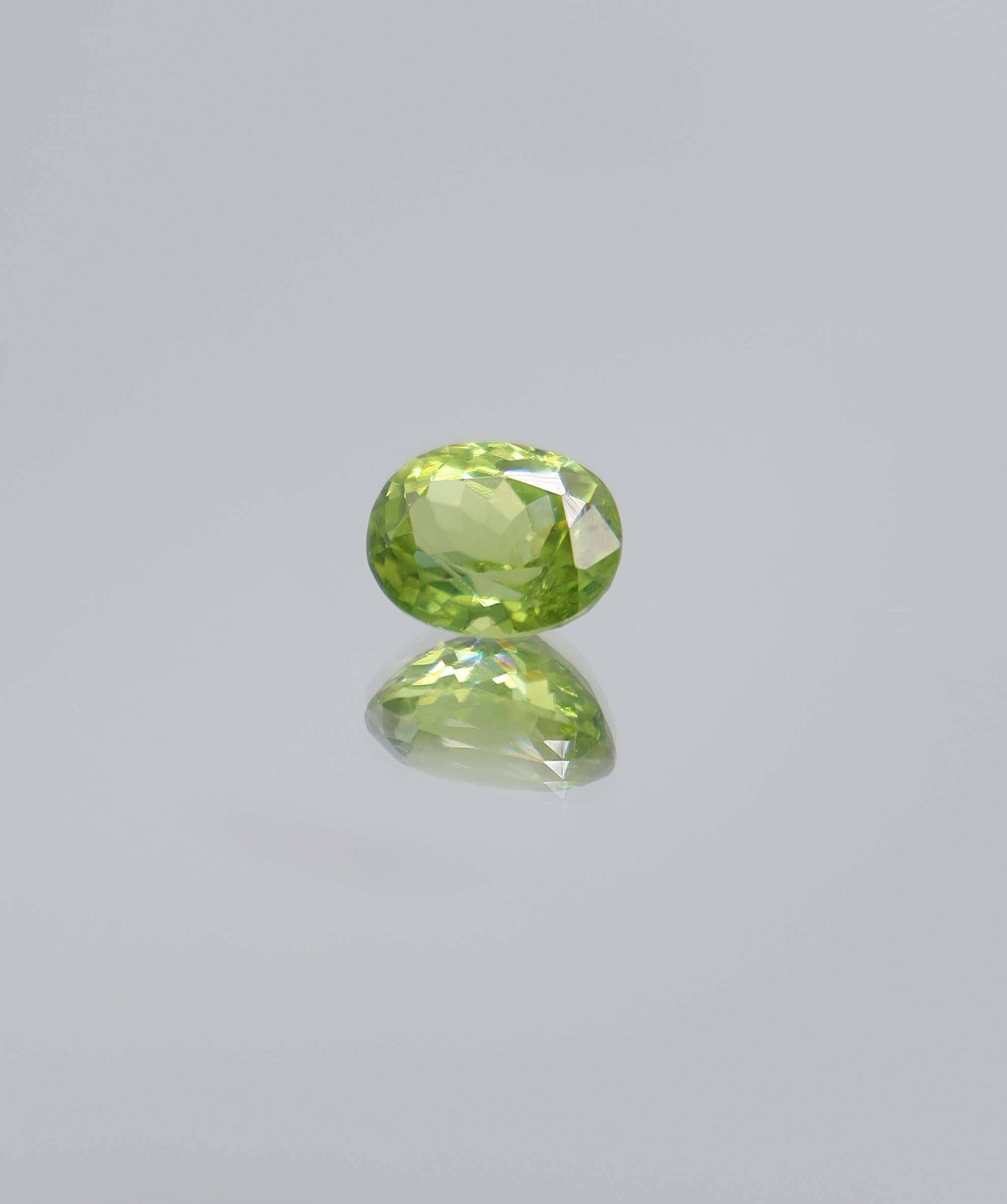 Luxury Promise 2.91ct Peridot Oval DXBCS5811