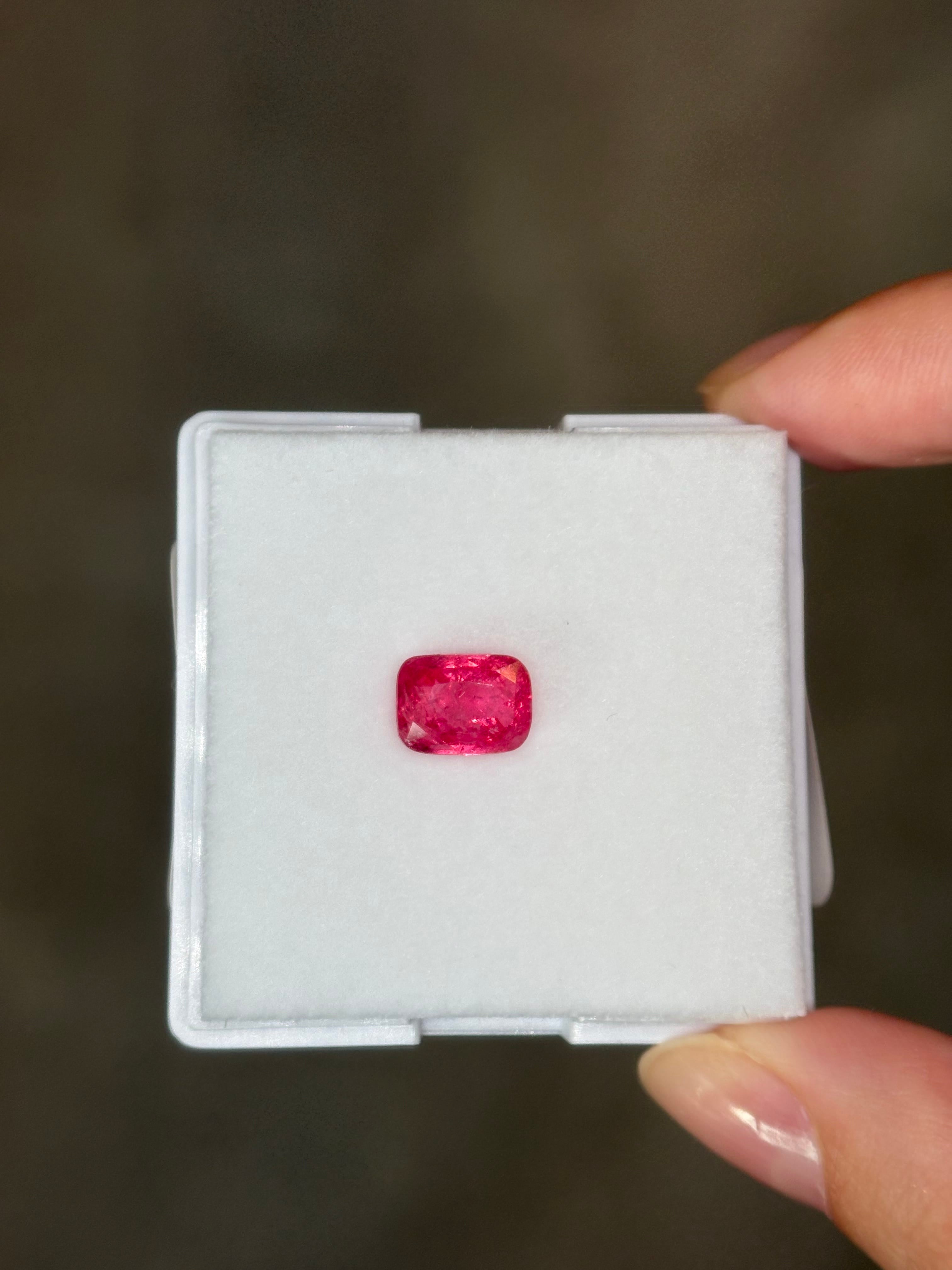 Luxury Promise 2.97ct Mahenge Spinel Vivid Pink Cushion DXBCS5925