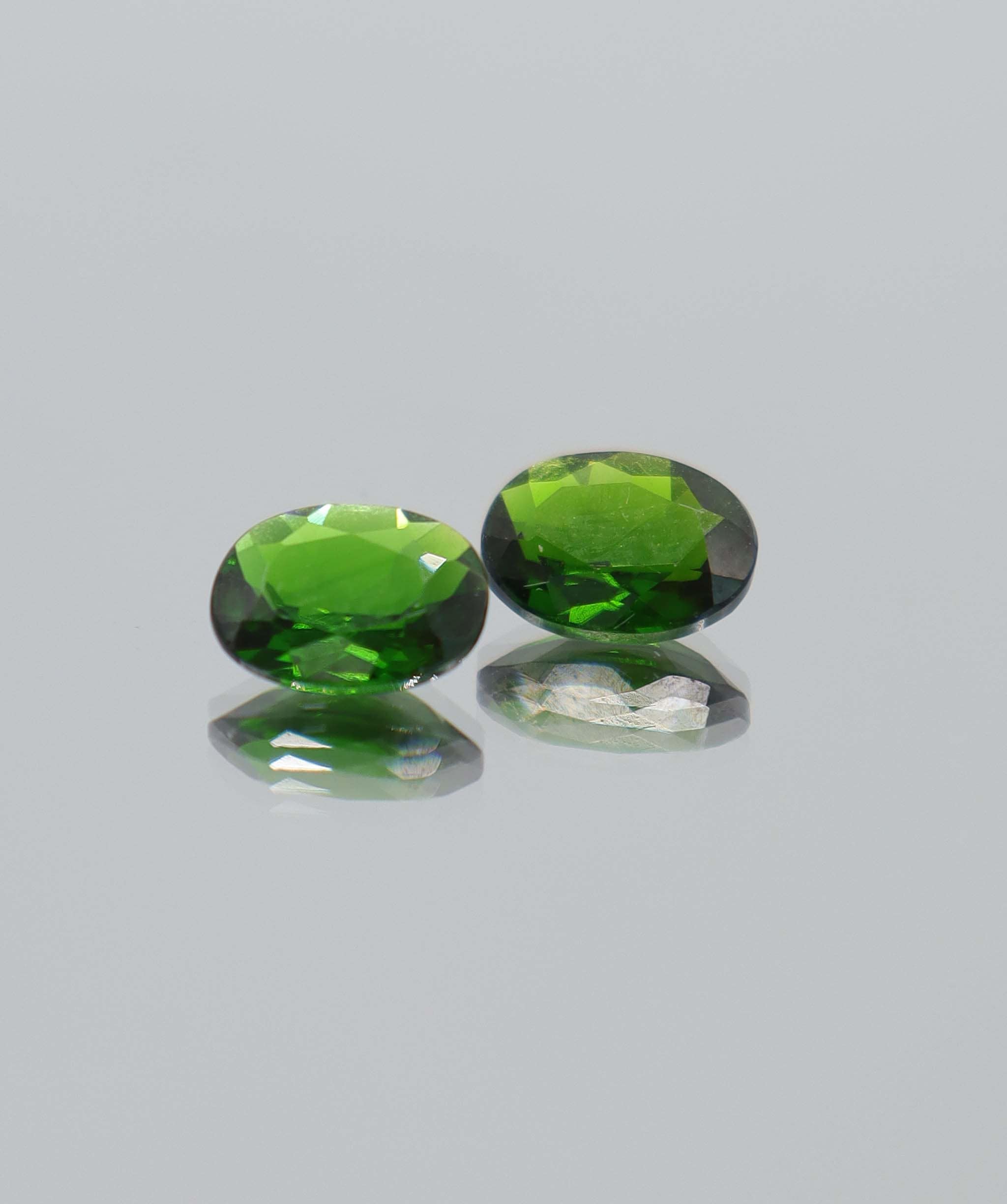Luxury Promise 3.61ct Chrome Dioside Oval PAIR DXBCS5794