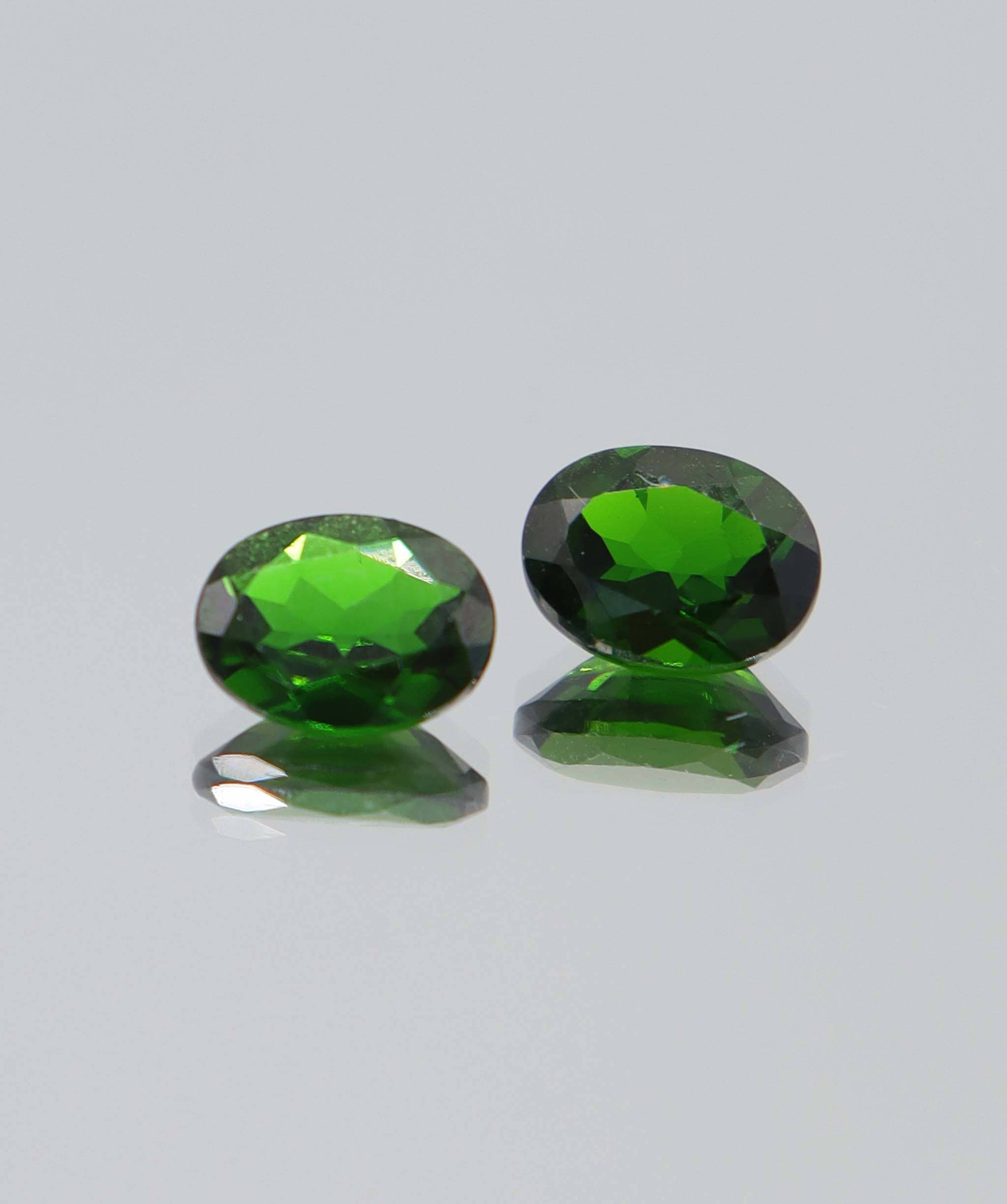 Luxury Promise 3.94ct Chrome Dioside Oval PAIR DXBCS5795