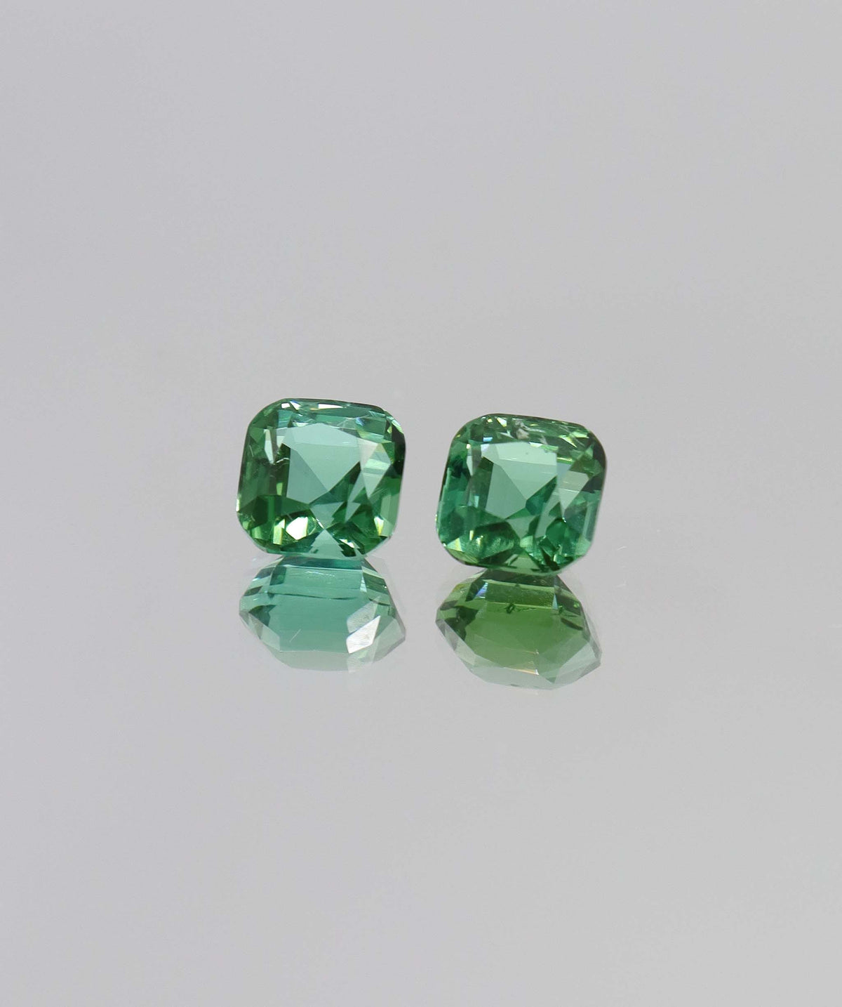 Luxury Promise 4.14ct  Indigo Tourmaline cushion pair DXBCD2161