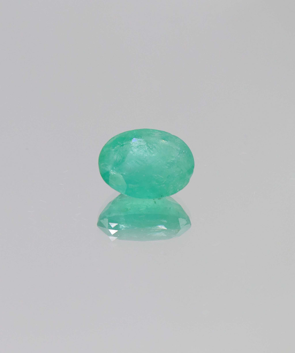 Luxury Promise 4.15ct Oval Natural Zambian Emerald DXBCS6355