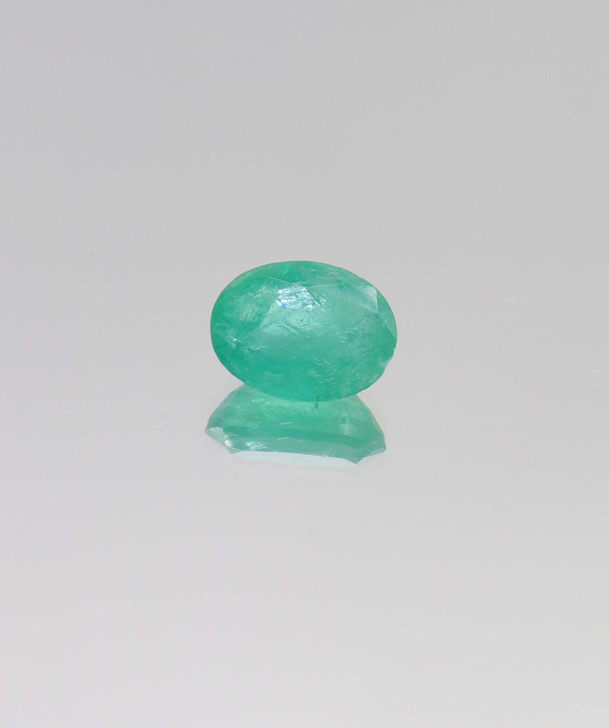 Luxury Promise 4.15ct Oval Natural Zambian Emerald DXBCS6355