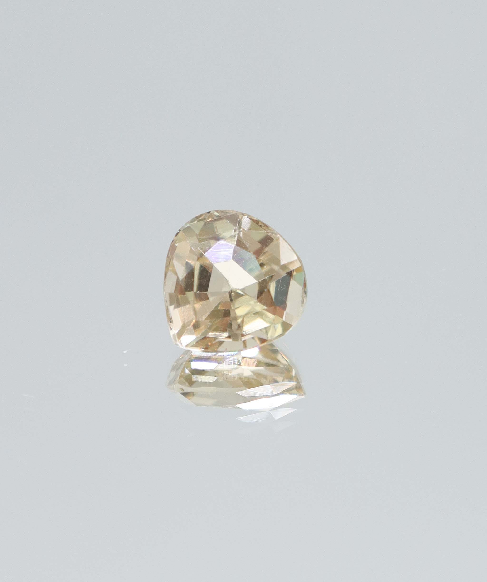 Luxury Promise 4.17ct Scapolite Pear DXBCS5980