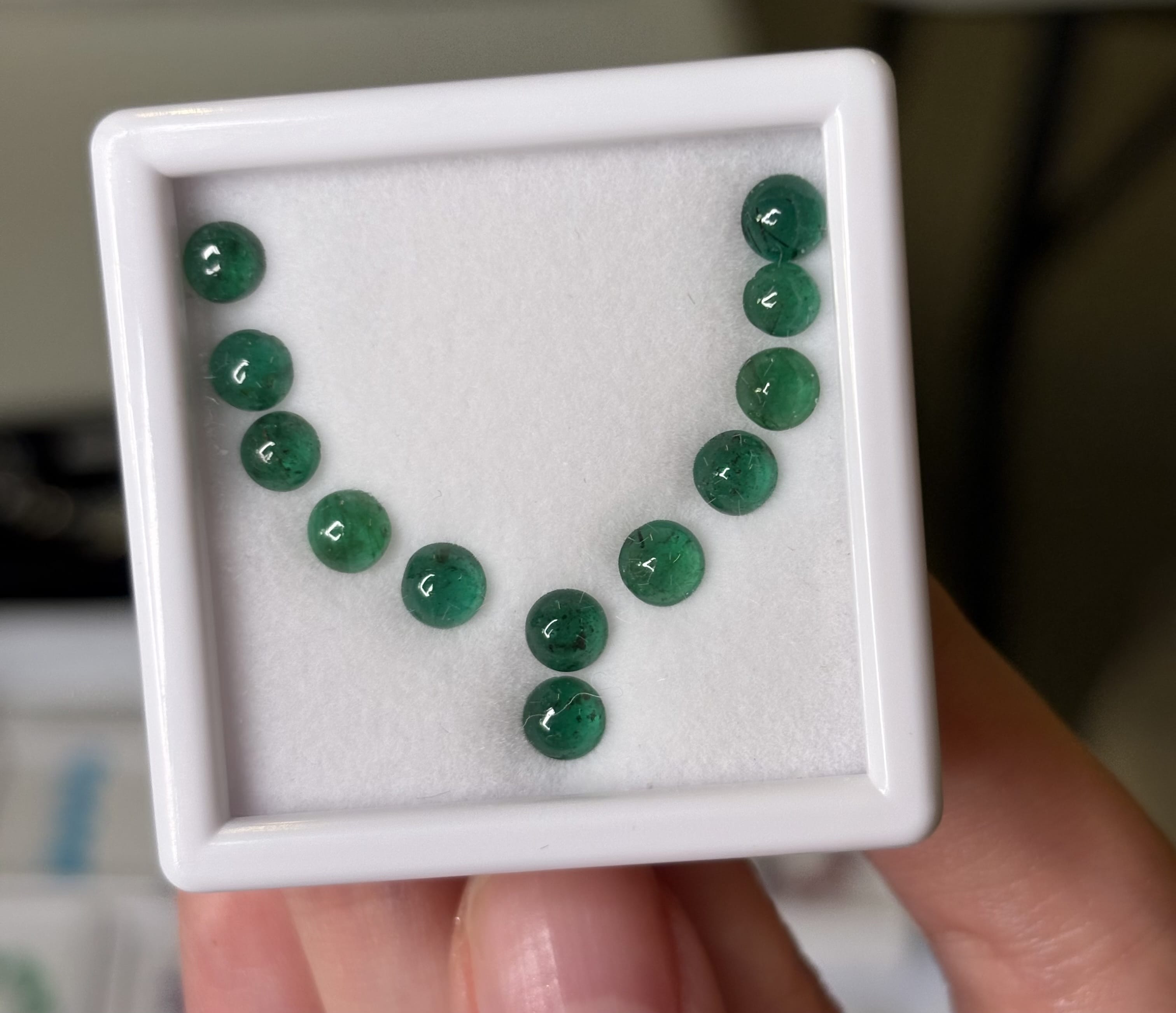 Luxury Promise 4.30ct Emerald Round Cabochon Set DXBCS6337