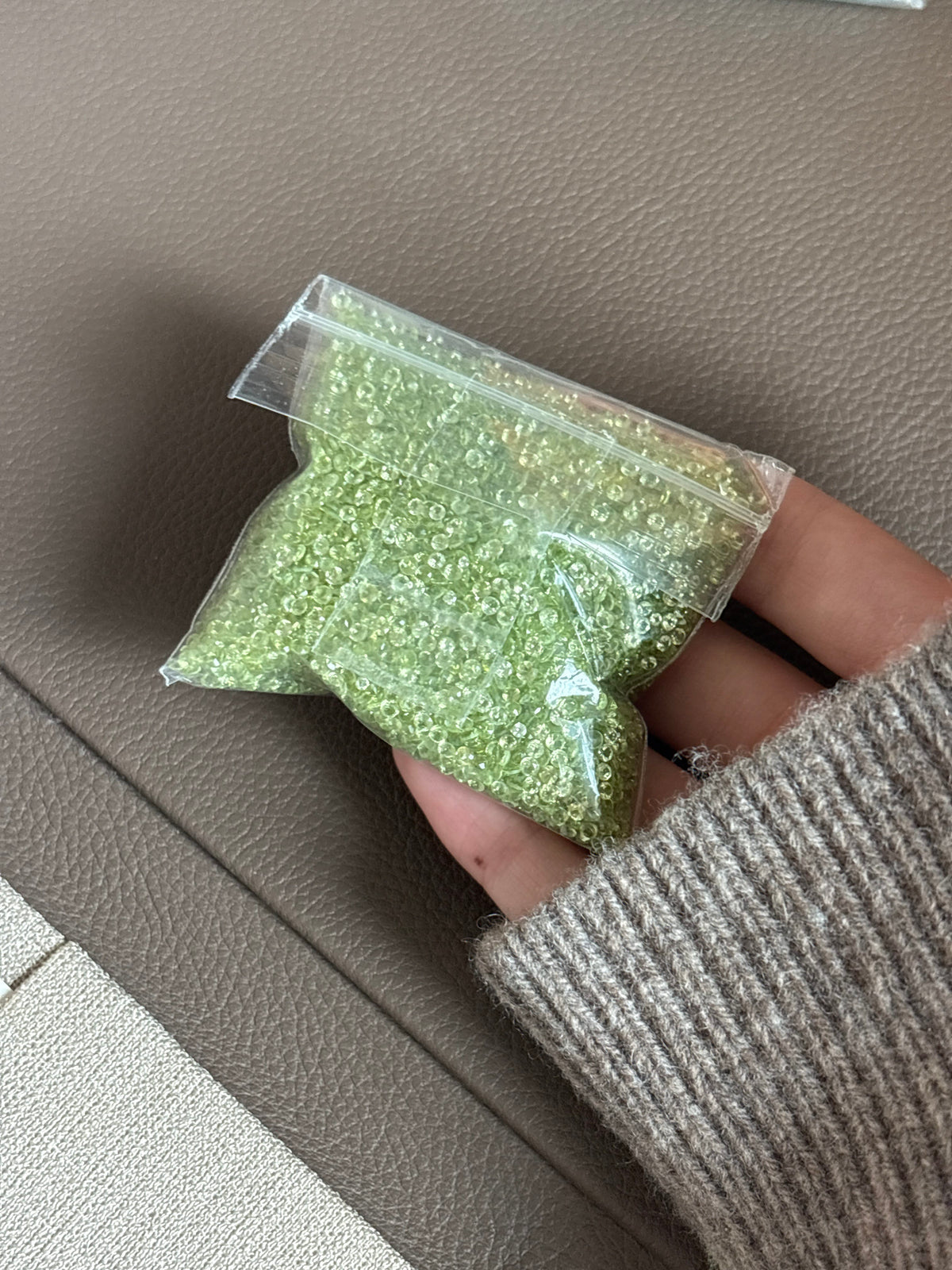 Luxury Promise 5.00ct Peridot Melee Sugar Box 2.00mm THAIC1240