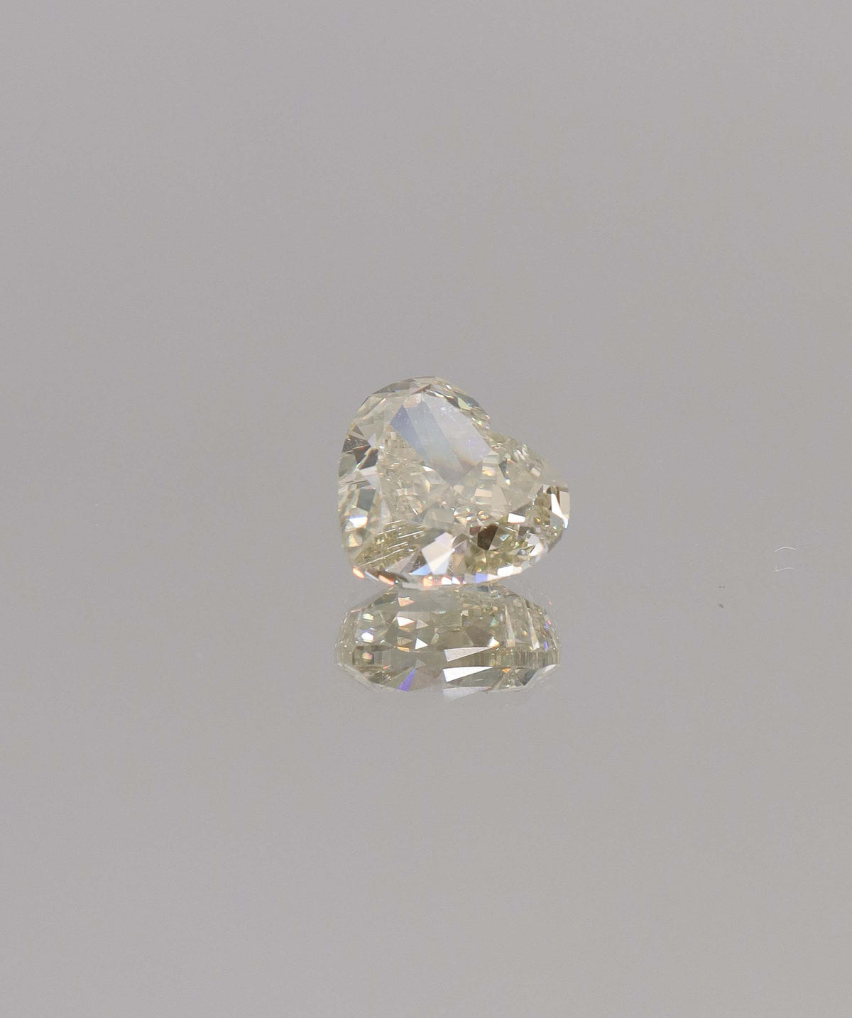 Luxury Promise 5.05ct champagne heart diamond DXBCS4382