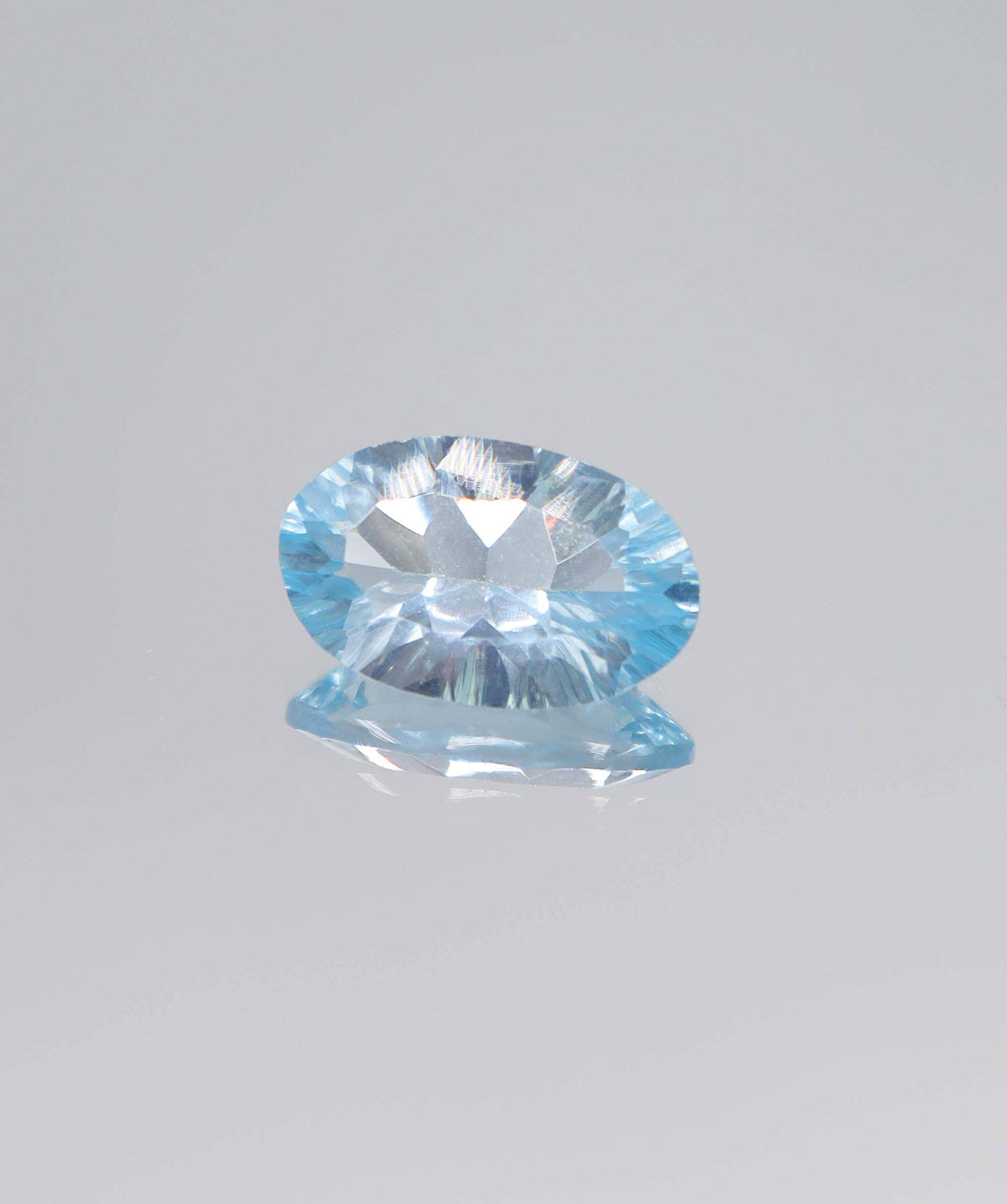 Luxury Promise 5.26ct Blue Topaz Oval DXBCS5819