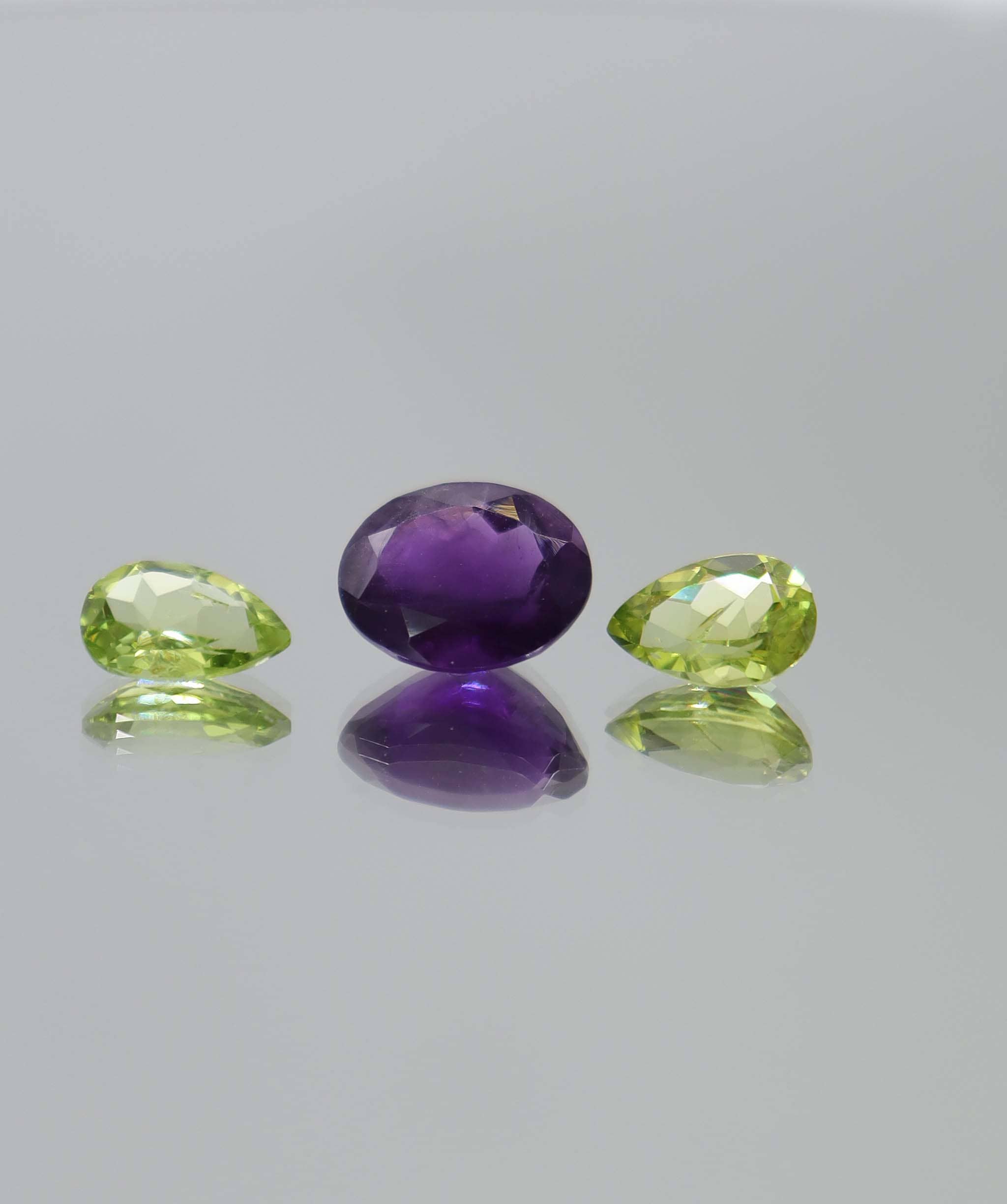 Luxury Promise 5.90ct Amethyst-Peridot set DXBCS6095