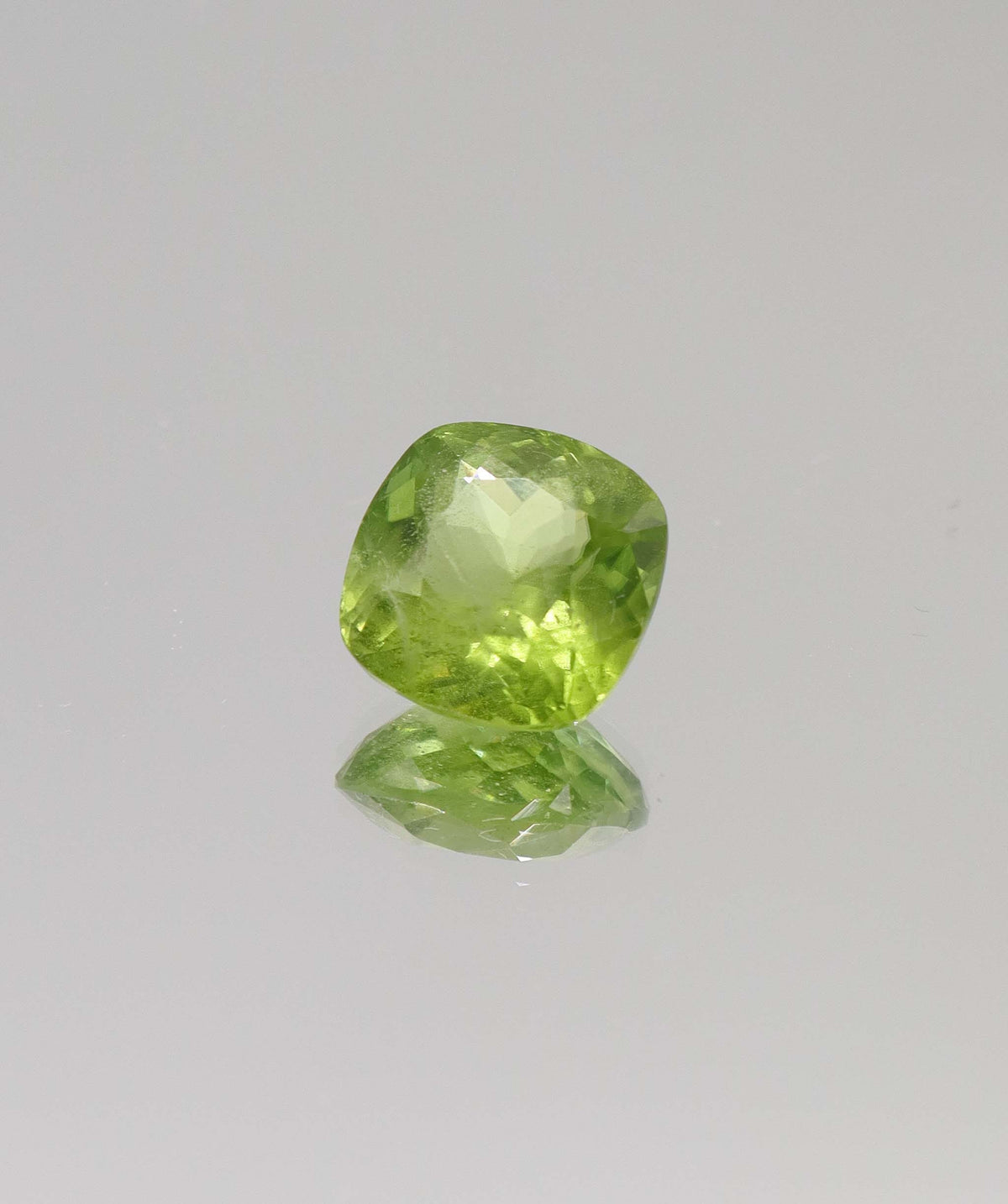 Luxury Promise 7.5ct Peridot Cushion DXBCD2172
