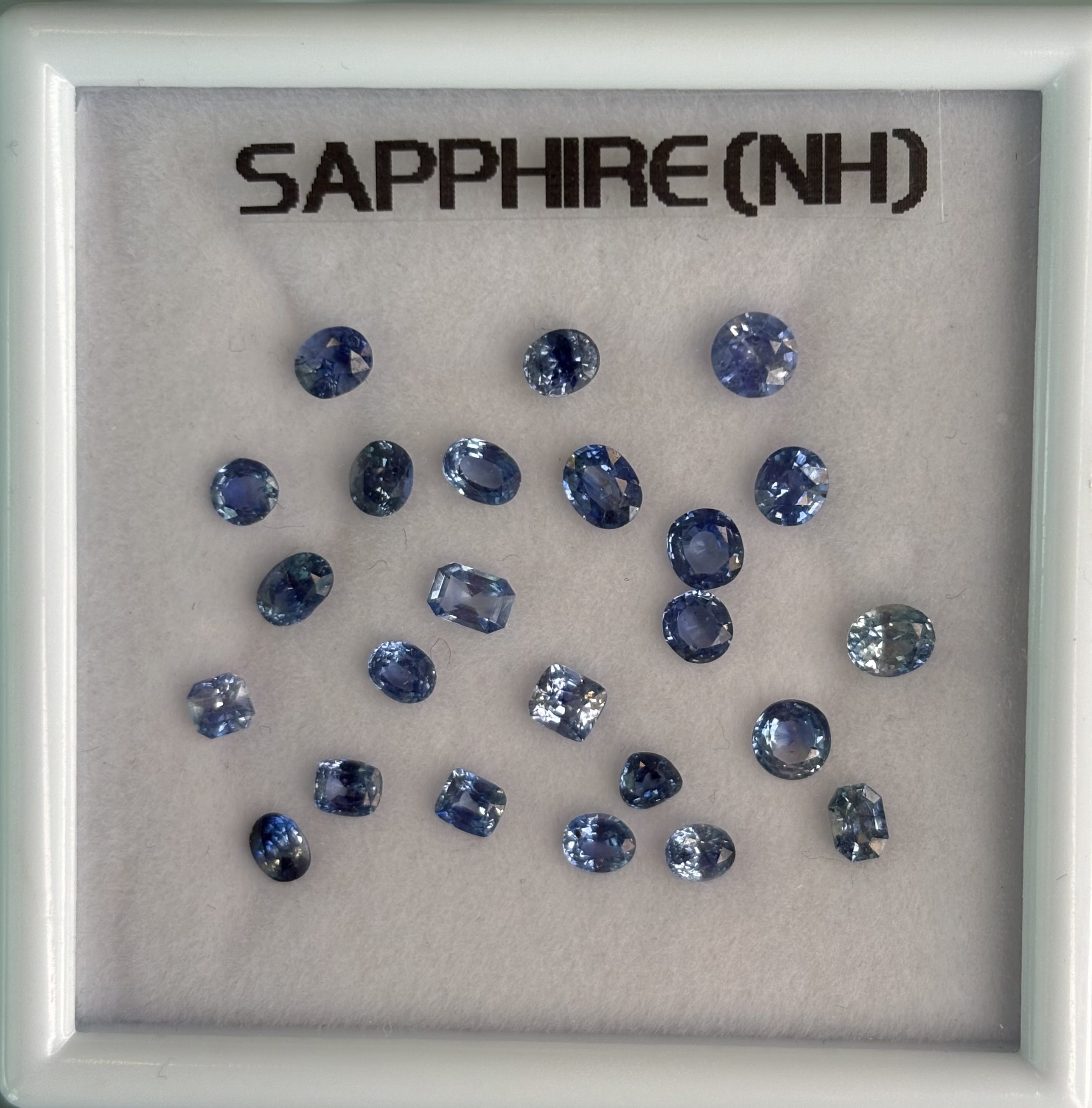 Luxury Promise No Heat Blue Sapphire Set 2pcs  DXBCS5705
