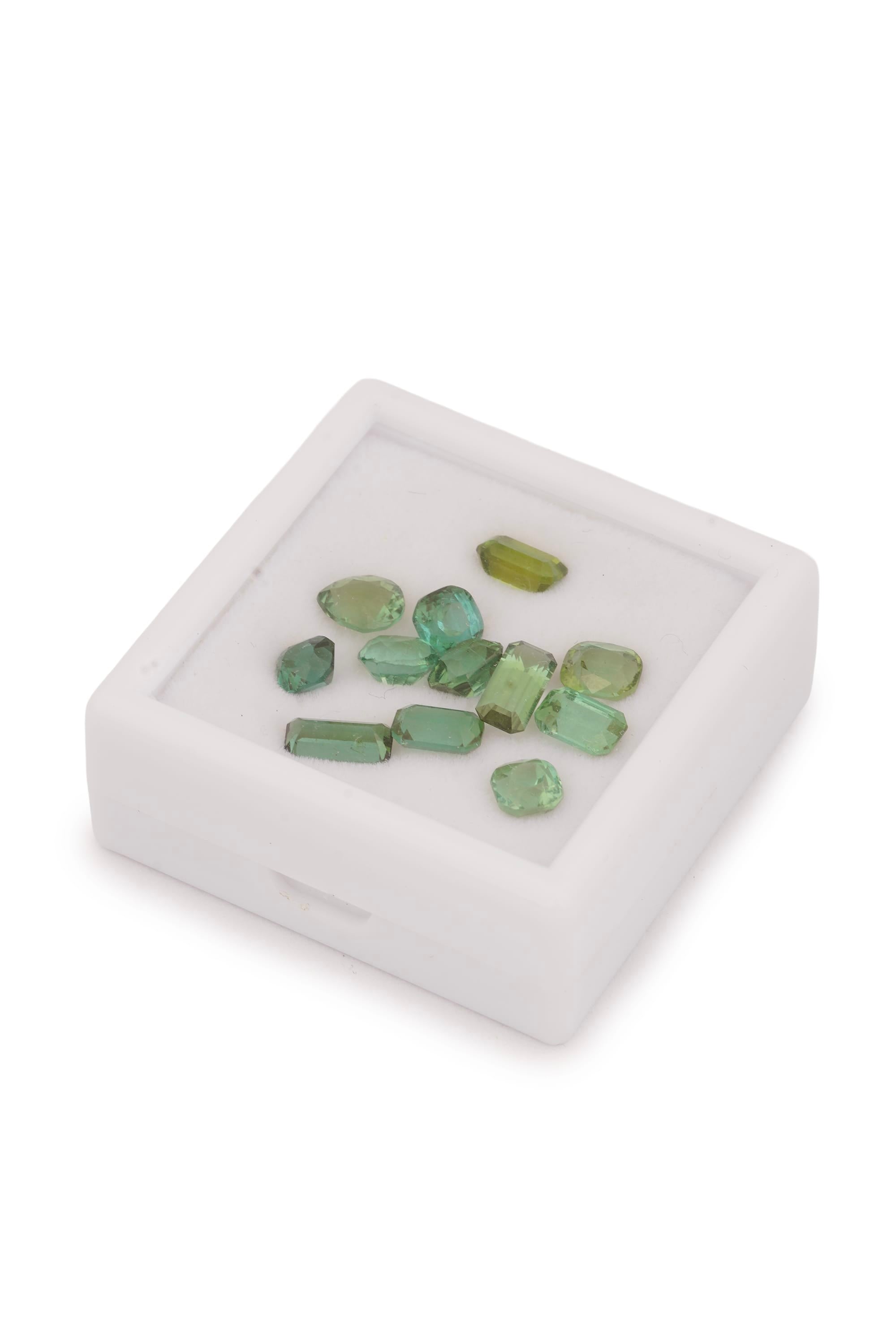 Luxury Promise #P5 Tourmaline - Lagoon Light Green PAK05