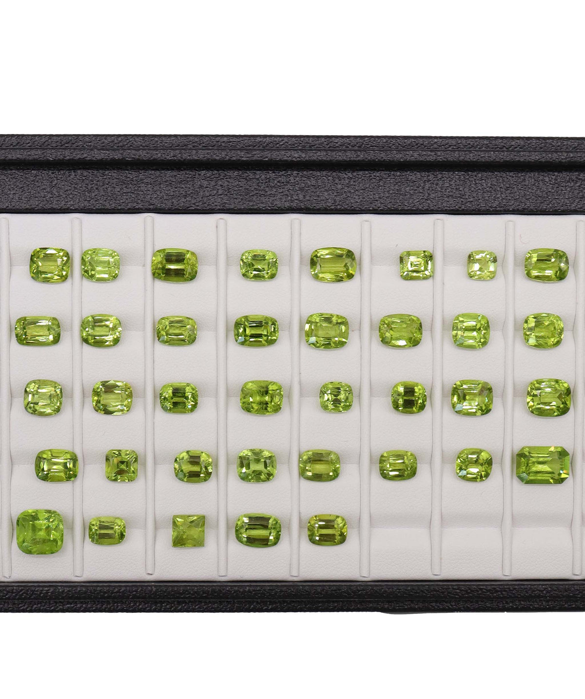 Luxury Promise Peridot Cushion/Ascher DXBCD2132