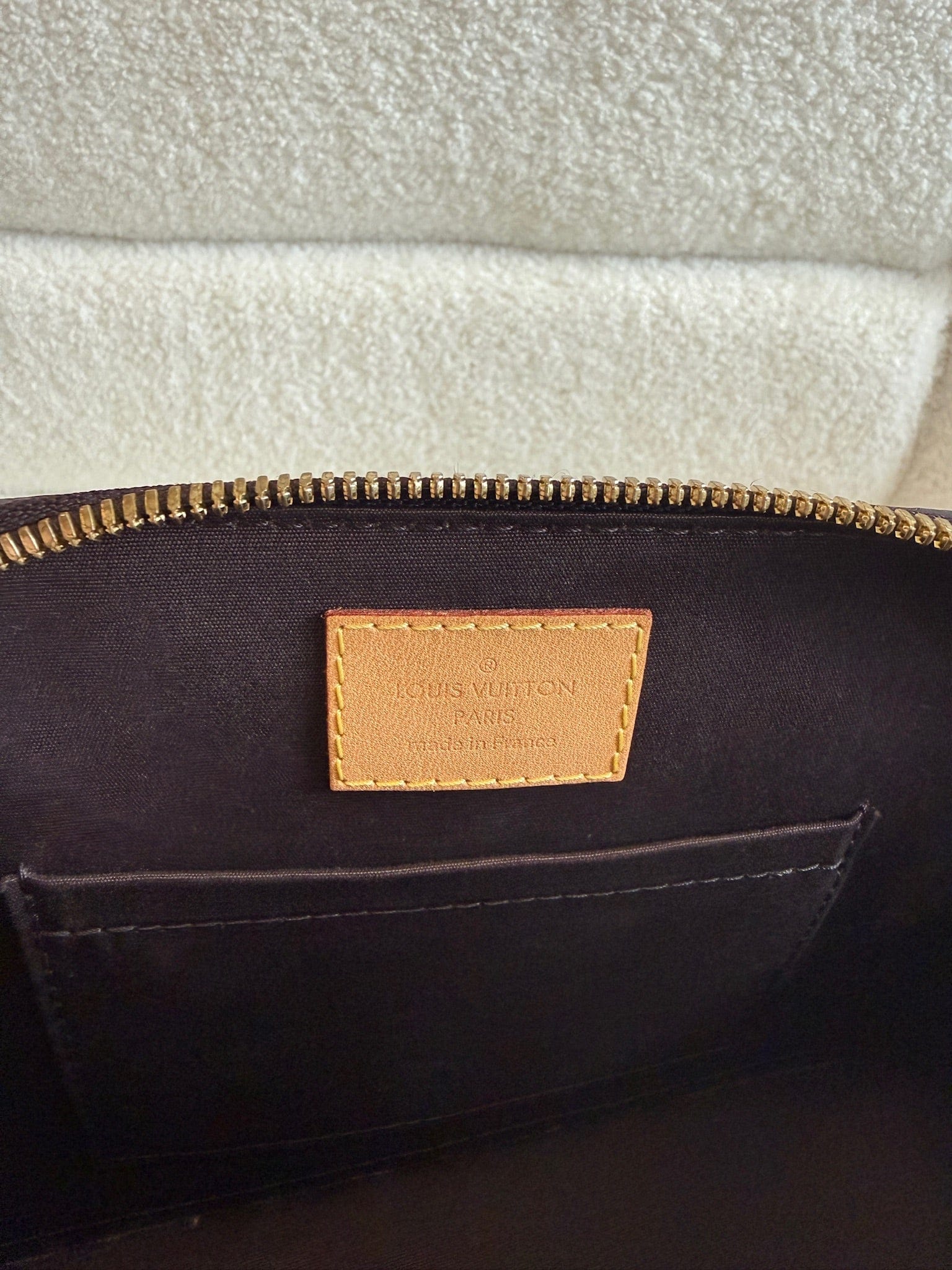 Luxury Promise Louis Vuitton Alma BB Vernis Patent Leather Dark Burgundy