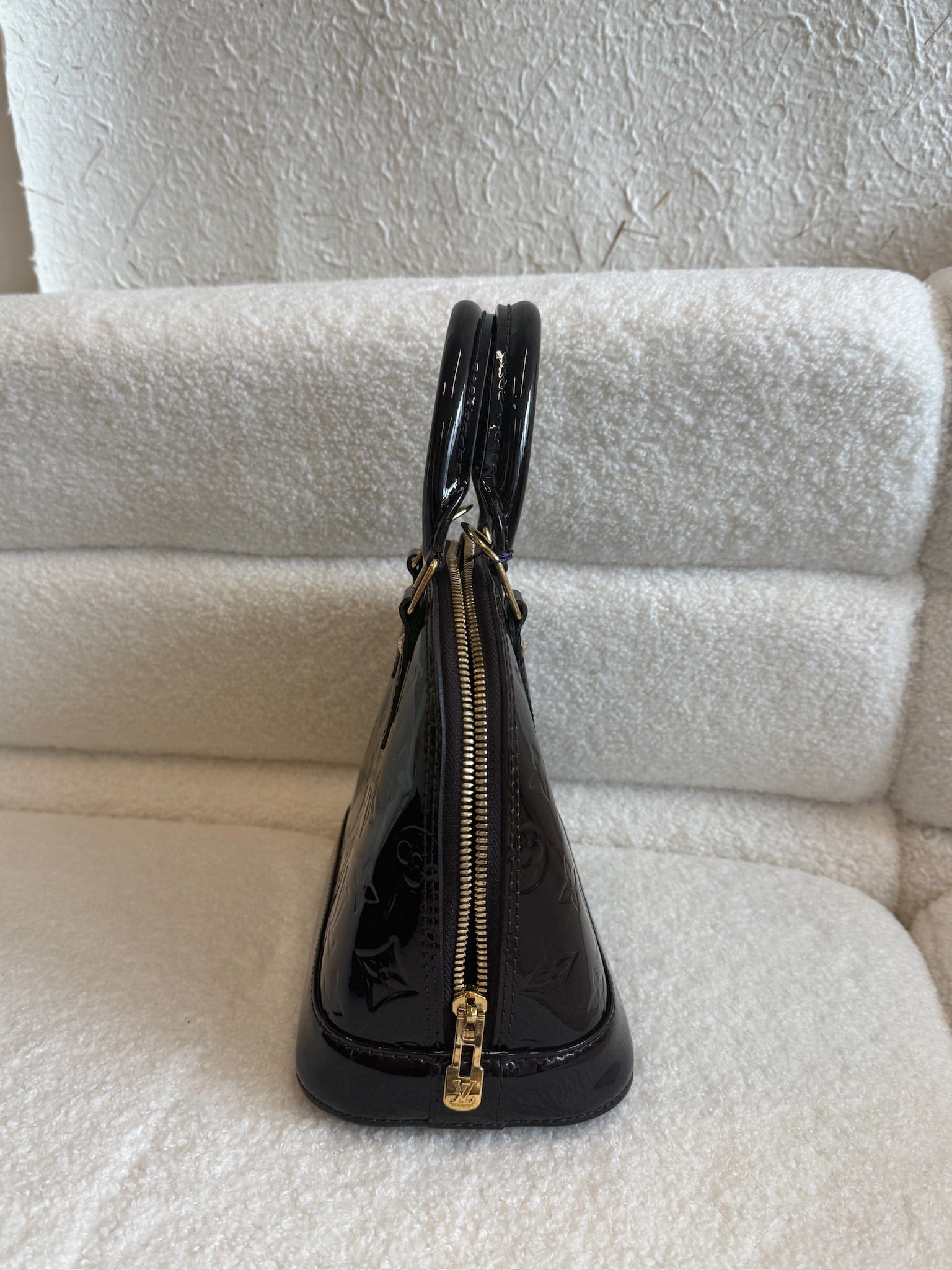 Luxury Promise Louis Vuitton Alma BB Vernis Patent Leather Dark Burgundy