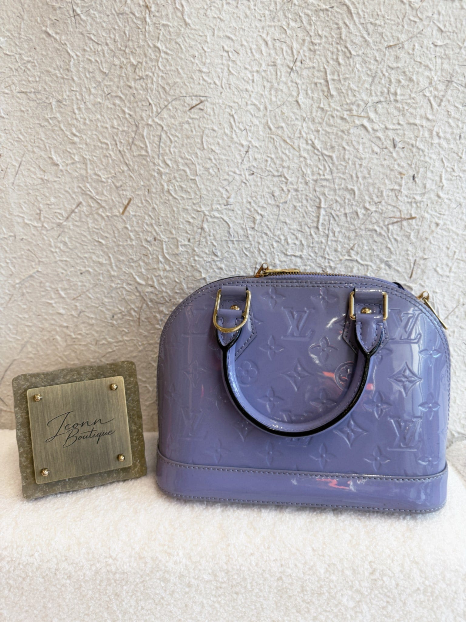 Luxury Promise Louis Vuitton Alma BB Vernis Patent Leather Light Lavender