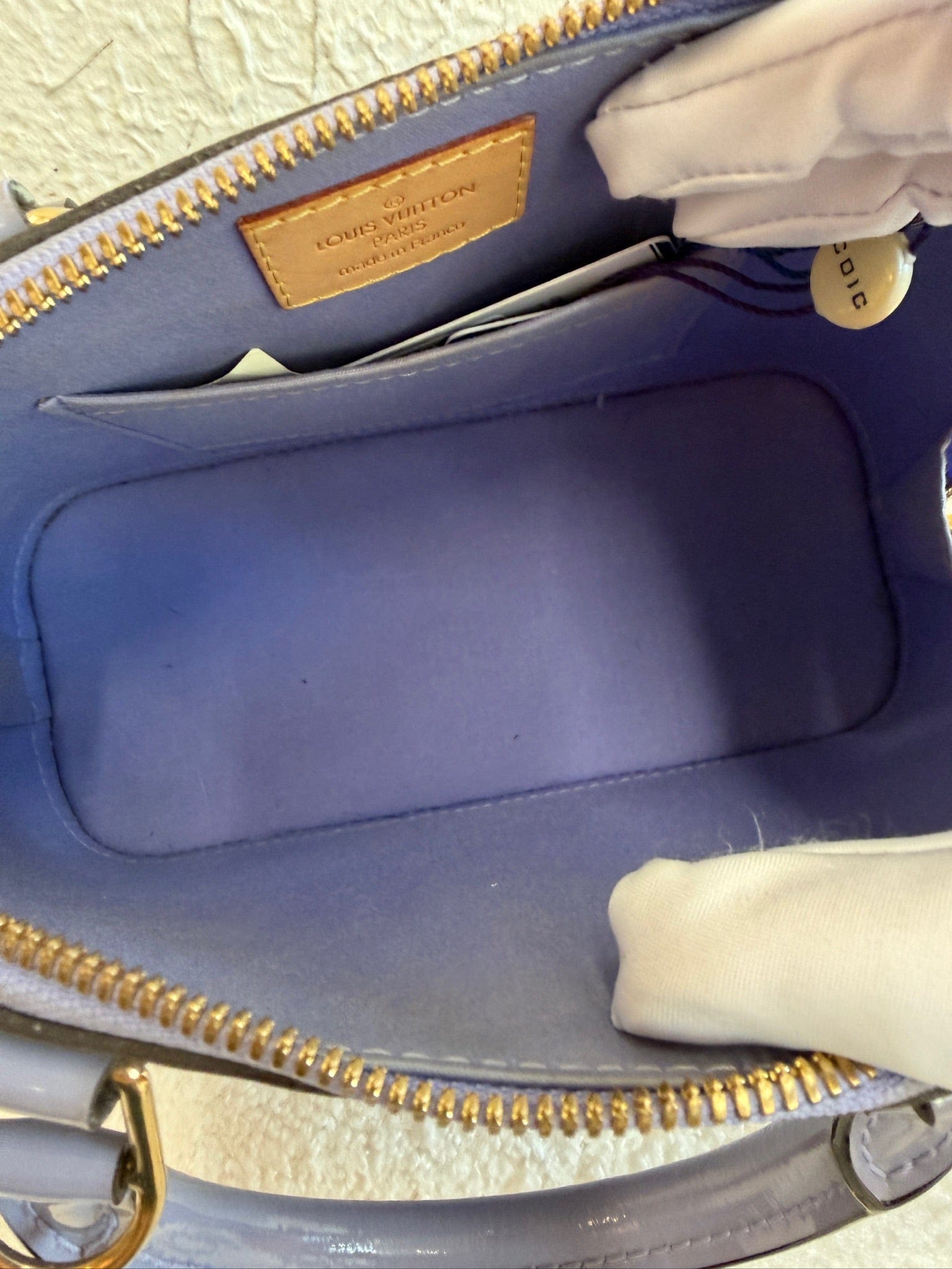 Luxury Promise Louis Vuitton Alma BB Vernis Patent Leather Light Lavender