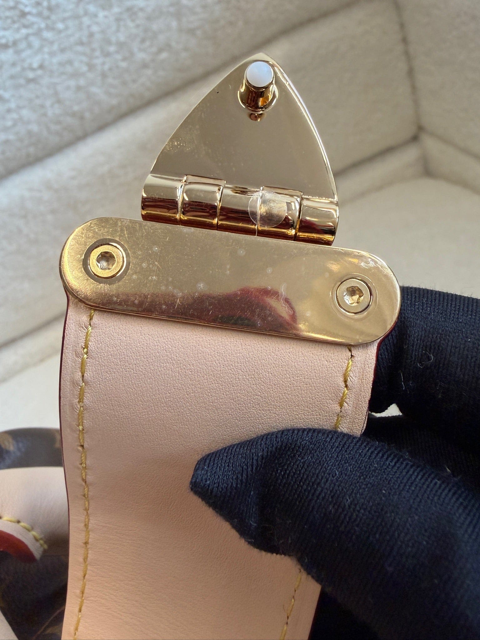 Luxury Promise Louis Vuitton Clutch Monogram in Coated Canvas with Gold-tone