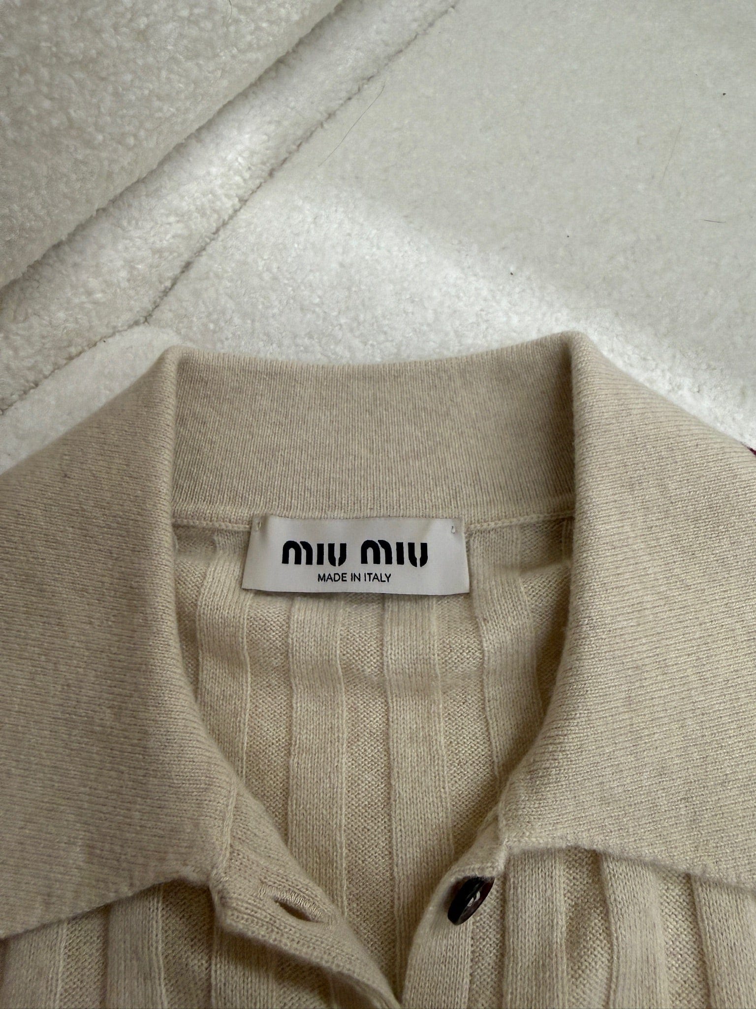 LUXURY PROMISE Miu Miu Ribbed Knit Cashmere Polo Shirt