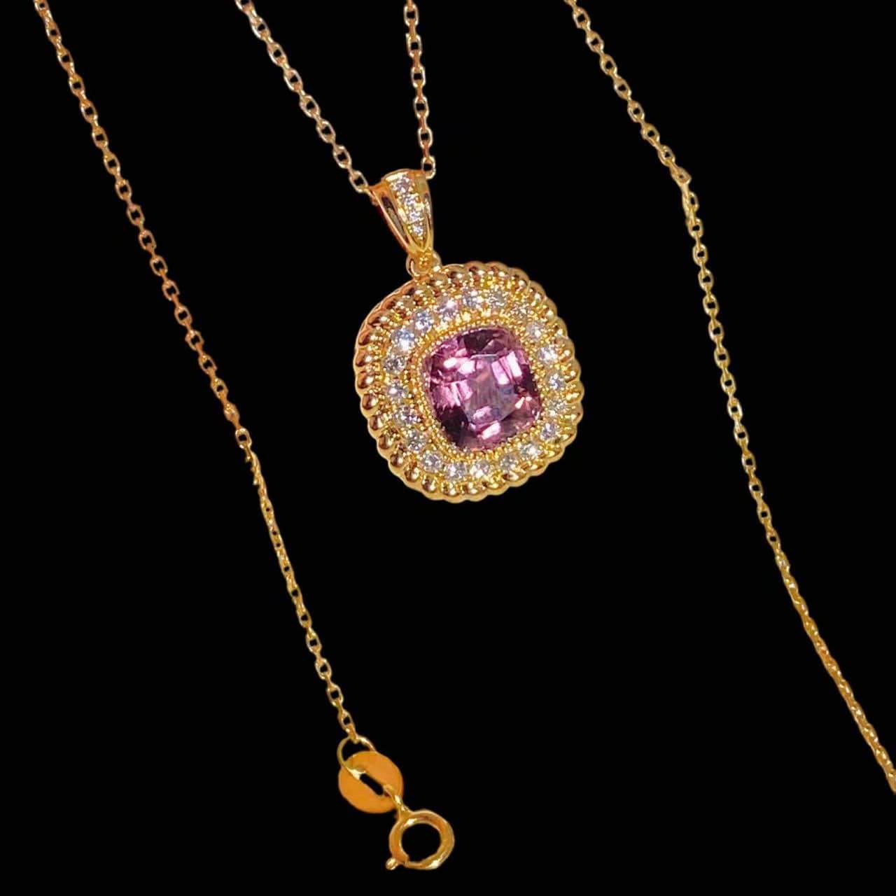 Luxury Promise 2.51ct Purple Spinel with 0.30ct Diamond set in 18K White Gold Pendant Necklace