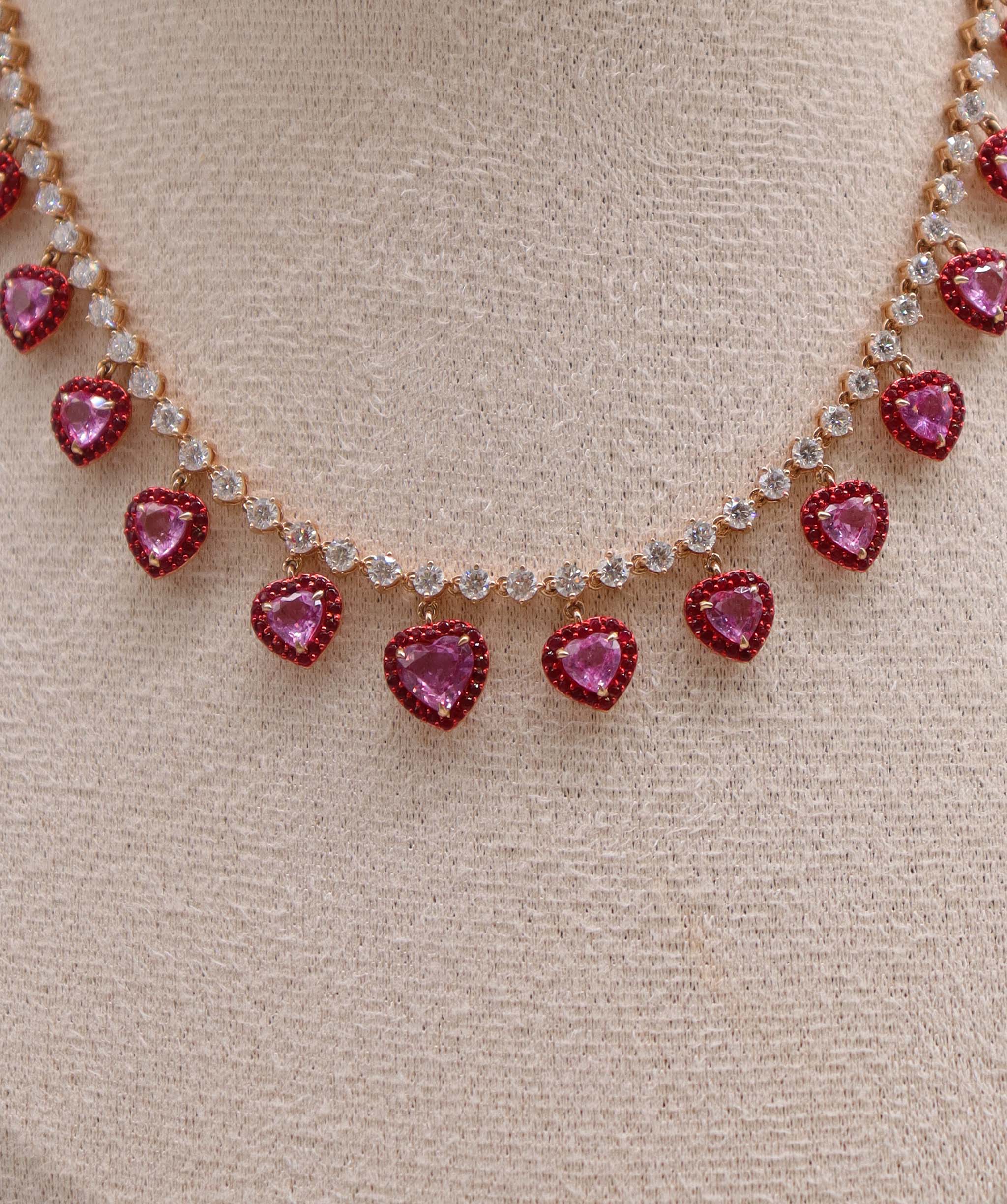 Luxury Promise PENDENT GOLD WT 17.13 DIA WT 3.53 GEM WT 9.32