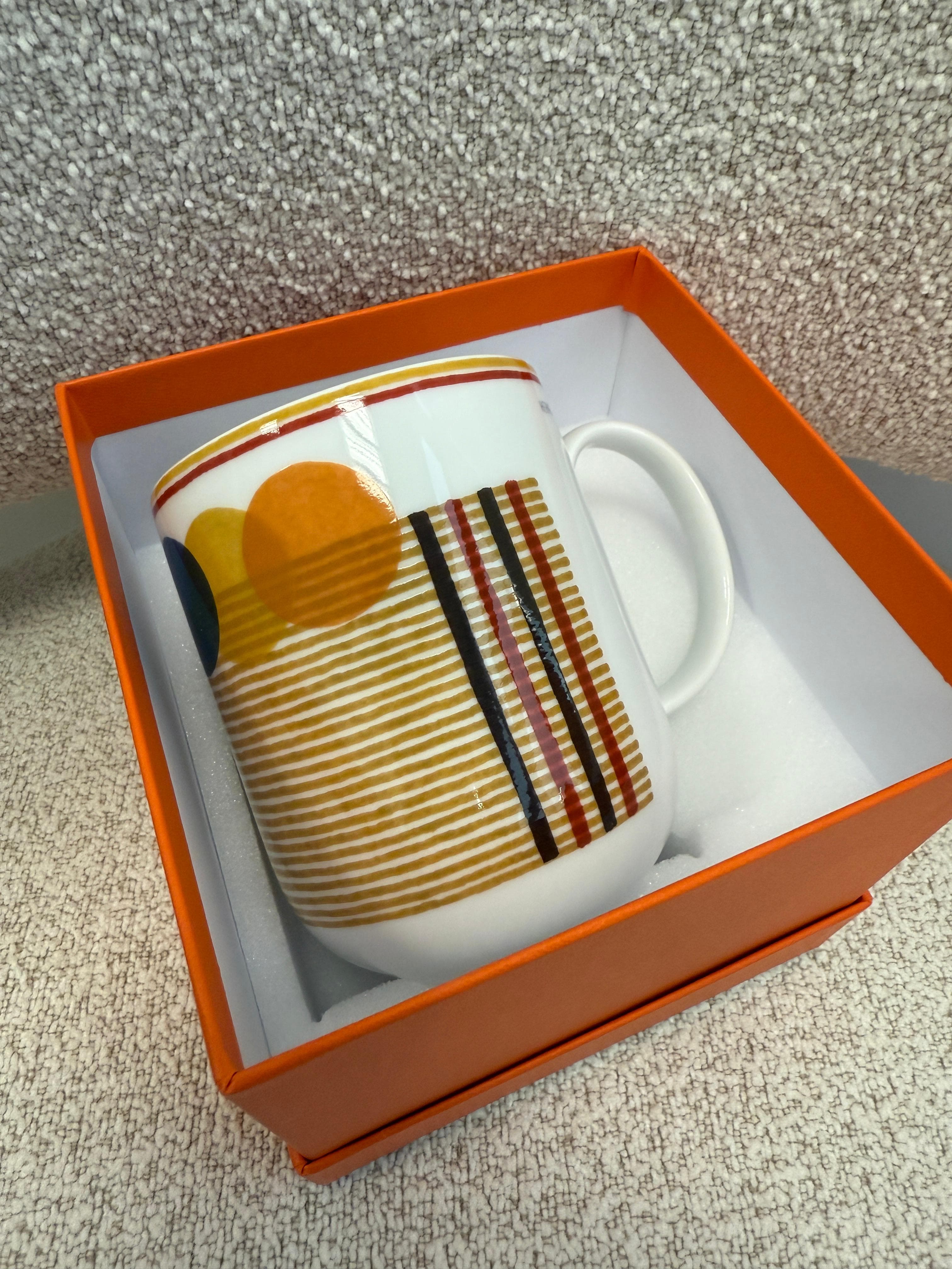 LUXURY PROMISE *HK LOCATED*HERMÈS SAUT BLANKET MUG