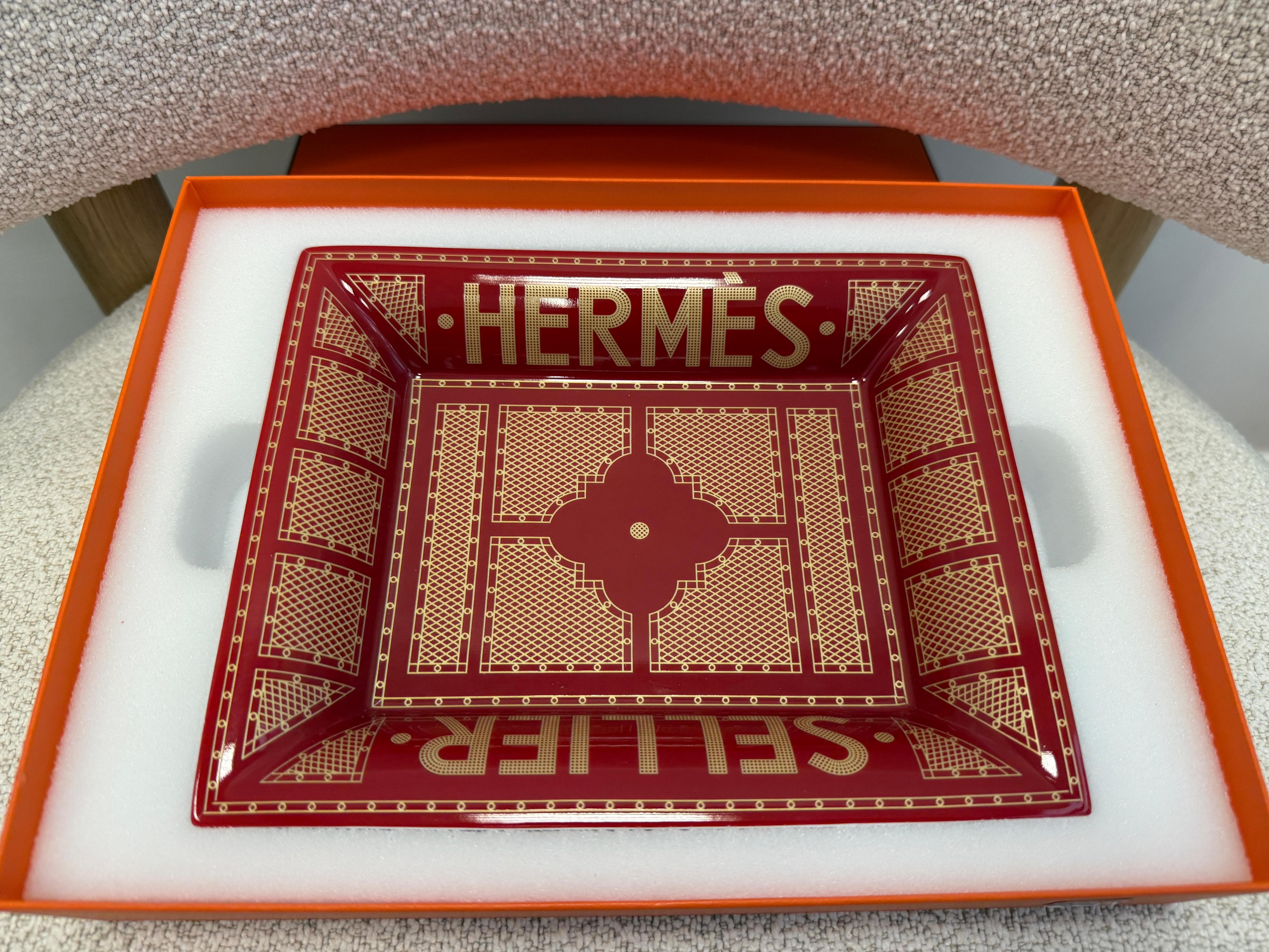 LUXURY PROMISE *HK LOCATED*HERMÈS SELLIER CHANGE TRAY in Rouge