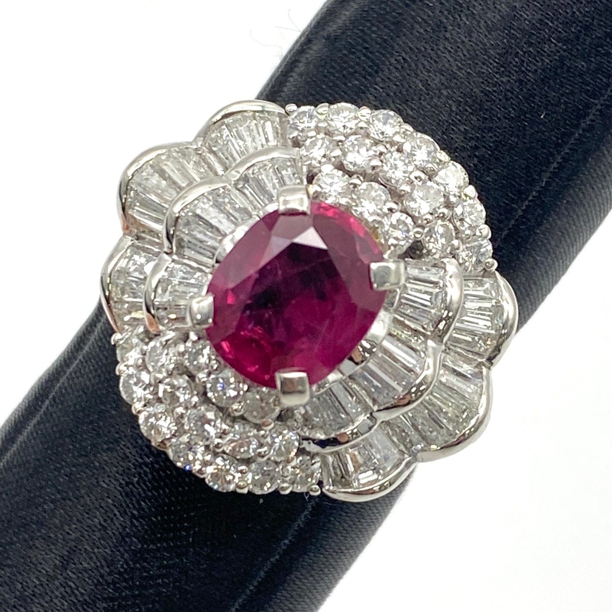 LUXURY PROMISE Pt900 Ruby Ring R3.348 D1.98 16.2 GRJ 51710 US6.25