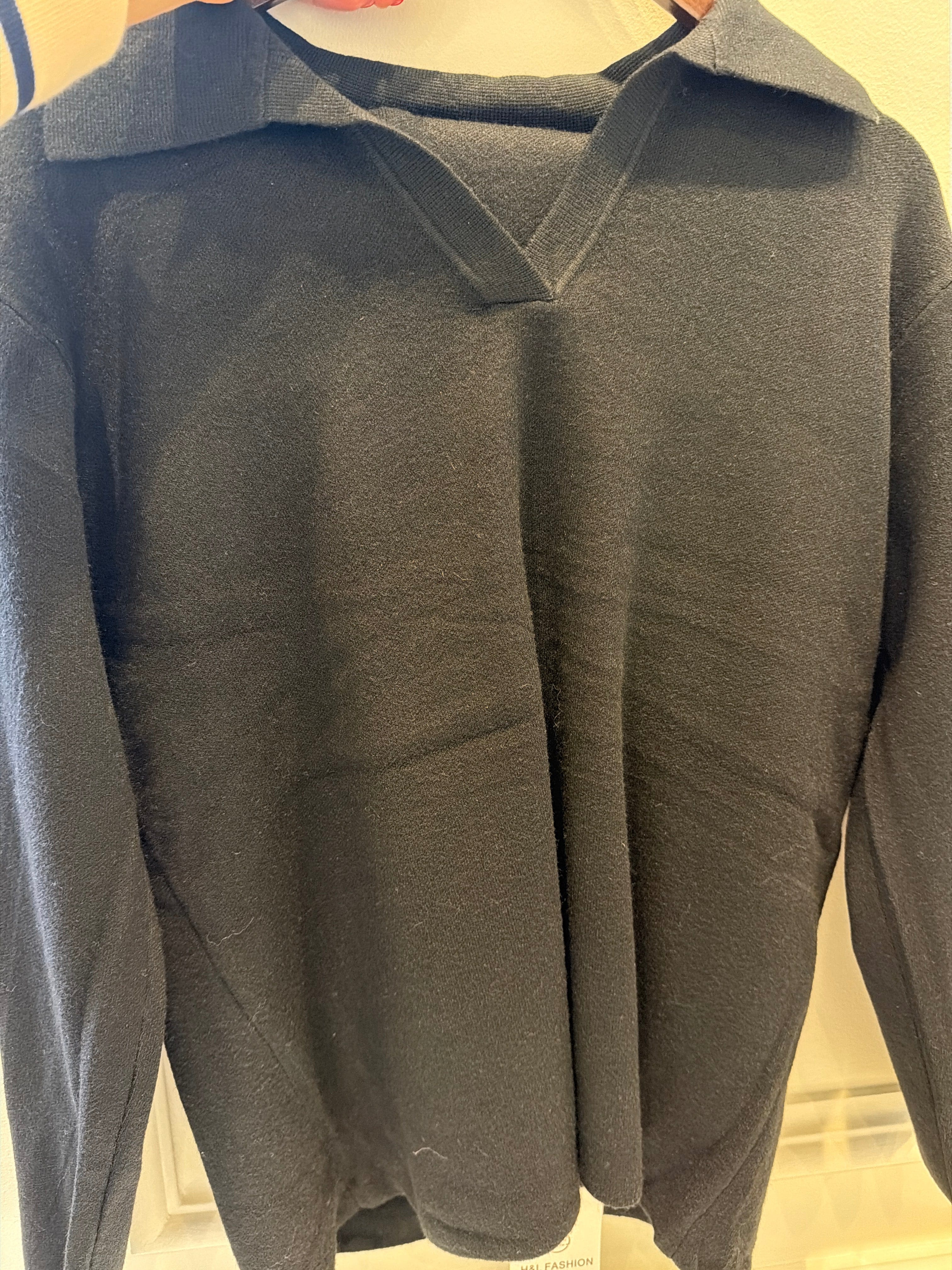 Luxury Promise A17A M/L BLACK PLAIN V NECK CASHMERE BLEND SET  AKC0290